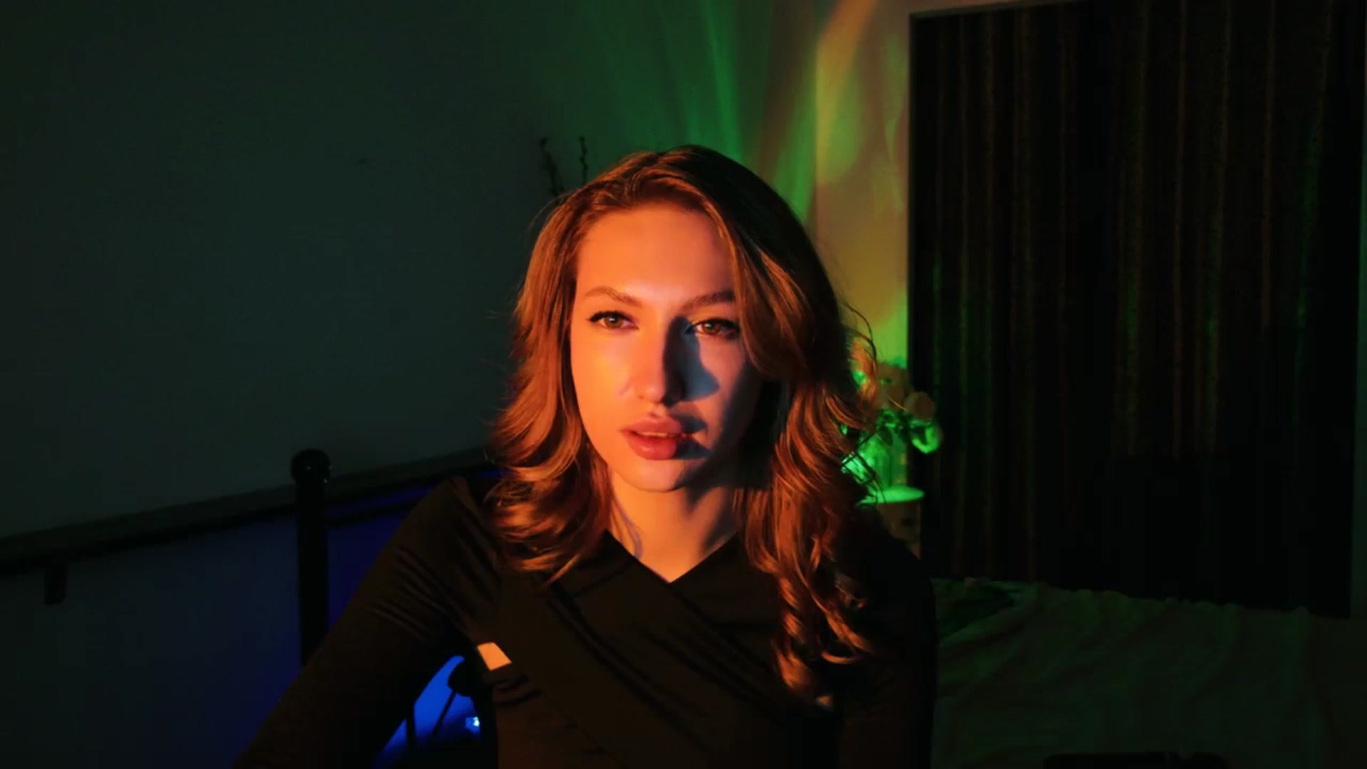 Gallery image thumbnail from LovelyGin's myfreecams stream on, 08/19/2025, 19:16 image 6 of 20