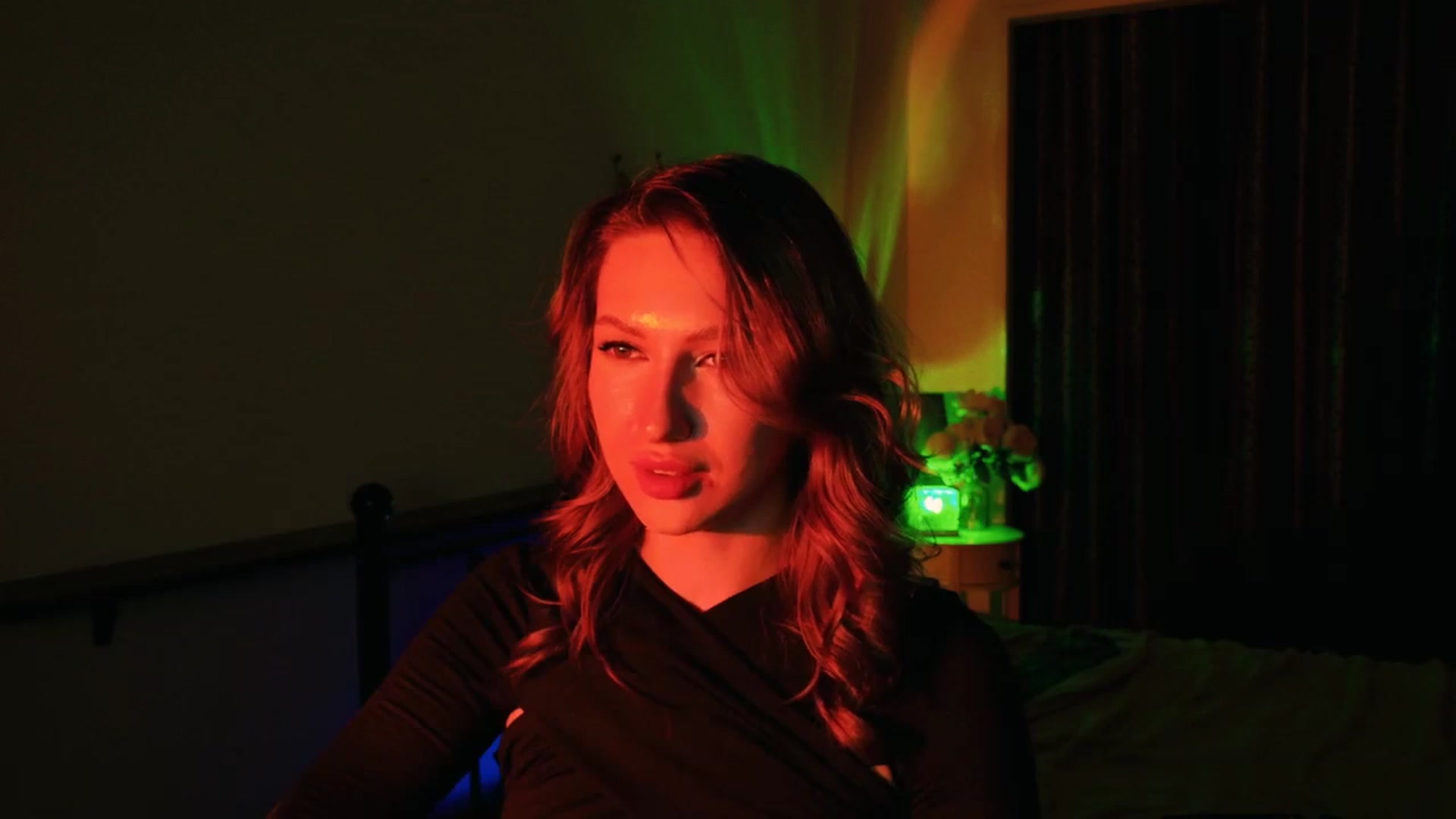 Gallery image thumbnail from LovelyGin's myfreecams stream on, 08/19/2025, 19:16 image 11 of 20