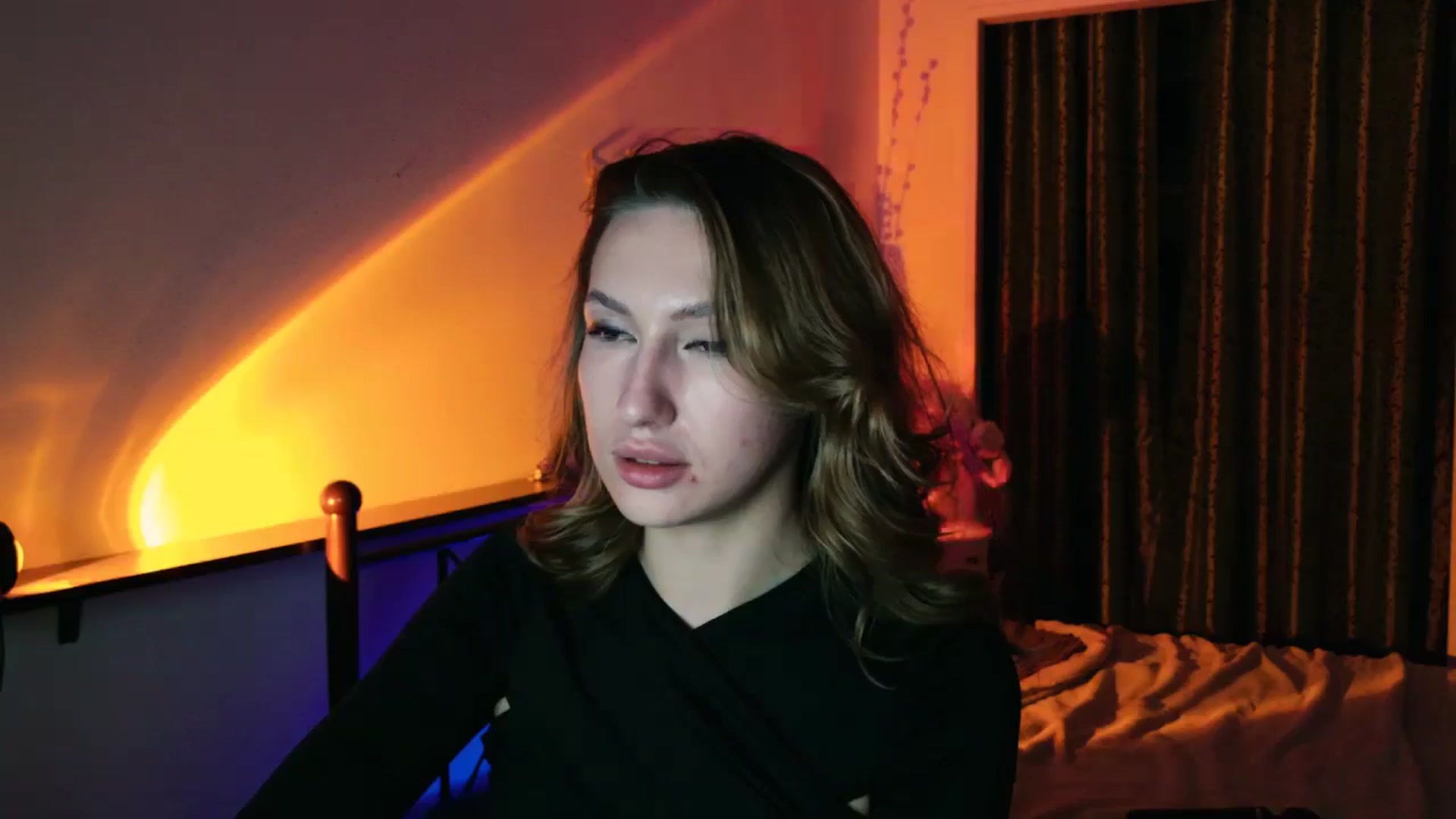 Gallery image thumbnail from LovelyGin's myfreecams stream on, 08/19/2025, 19:16 image 15 of 20