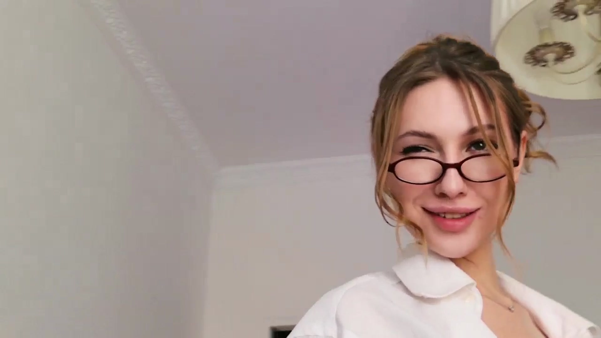 Gallery image thumbnail from LovelyGin's myfreecams stream on, 08/20/2025, 13:38 image 4 of 20