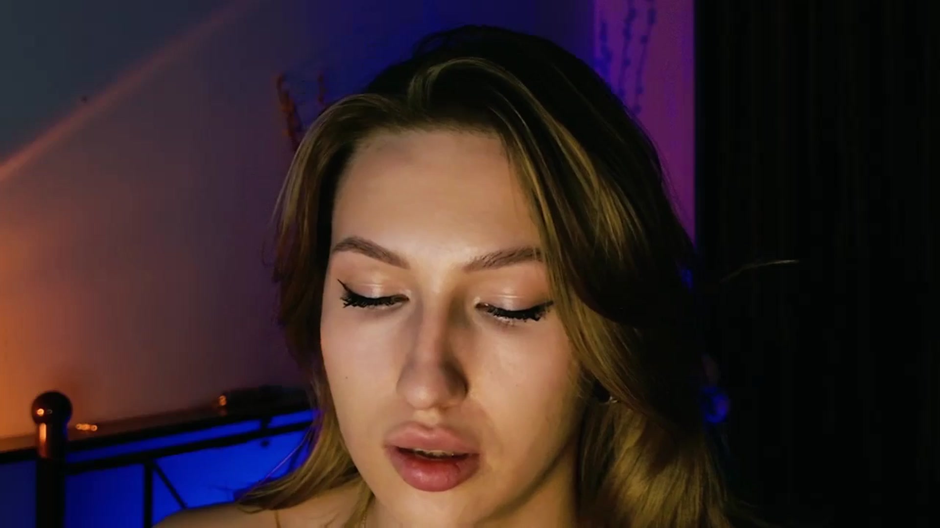 Gallery image thumbnail from LovelyGin's myfreecams stream on, 08/21/2025, 17:08 image 19 of 20