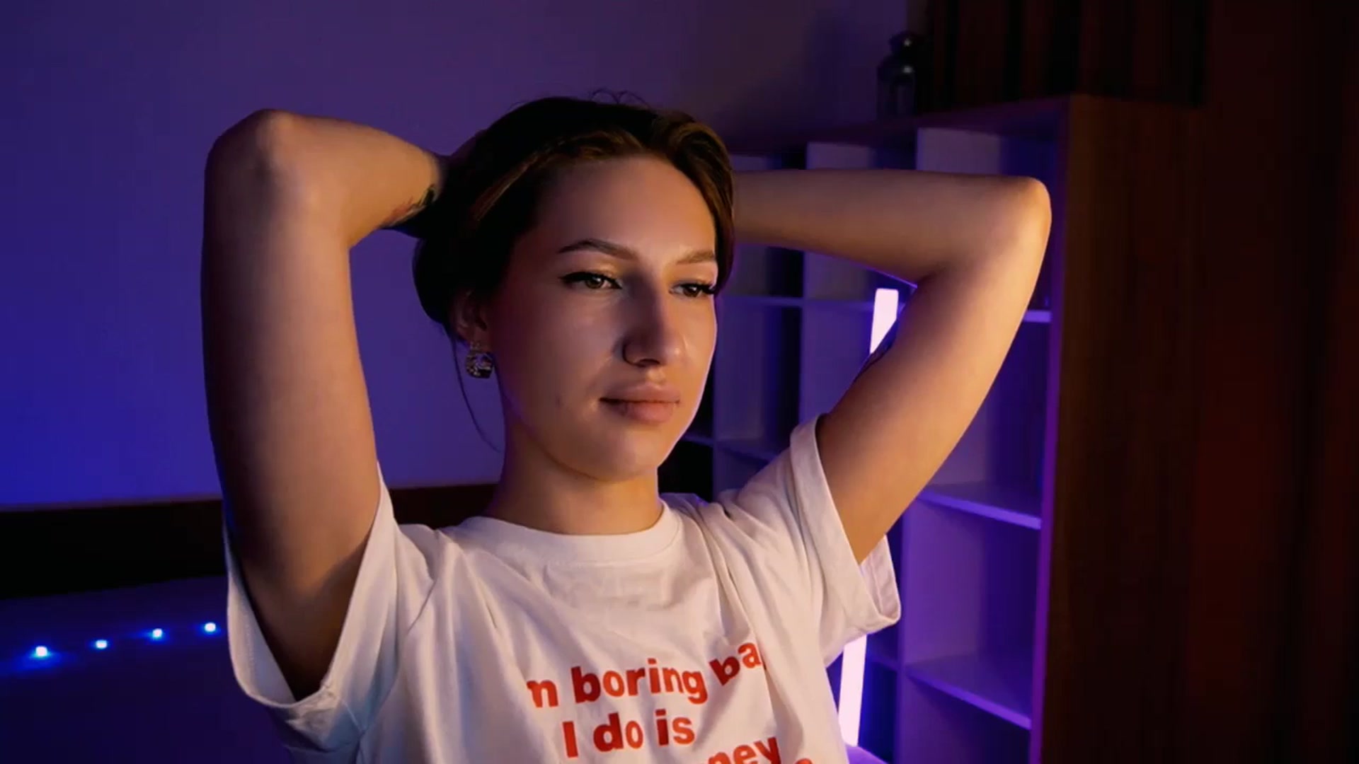 Gallery image thumbnail from LovelyGin's myfreecams stream on, 08/22/2025, 16:08 image 5 of 20