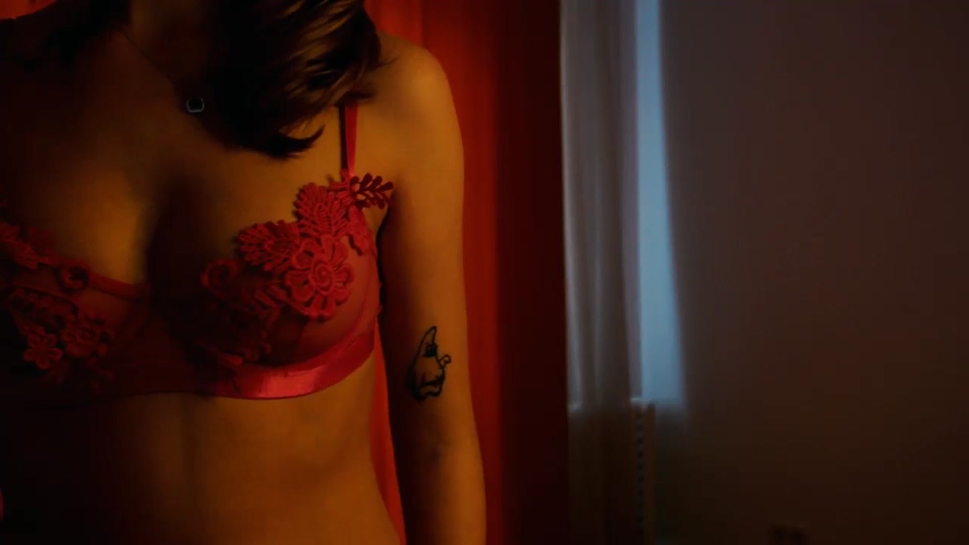 Gallery image thumbnail from LovelyGin's myfreecams stream on, 08/25/2025, 14:29 image 11 of 20