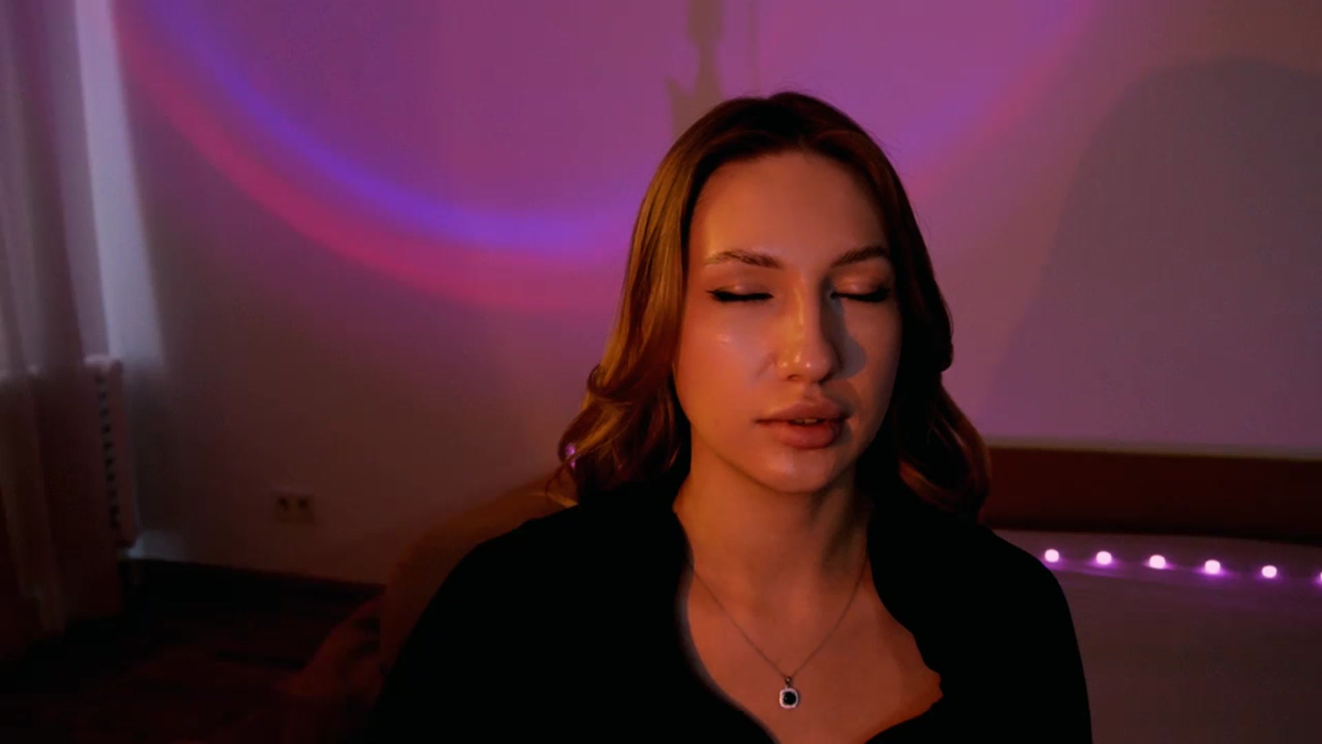 Gallery image thumbnail from LovelyGin's myfreecams stream on, 08/27/2025, 13:14 image 4 of 20