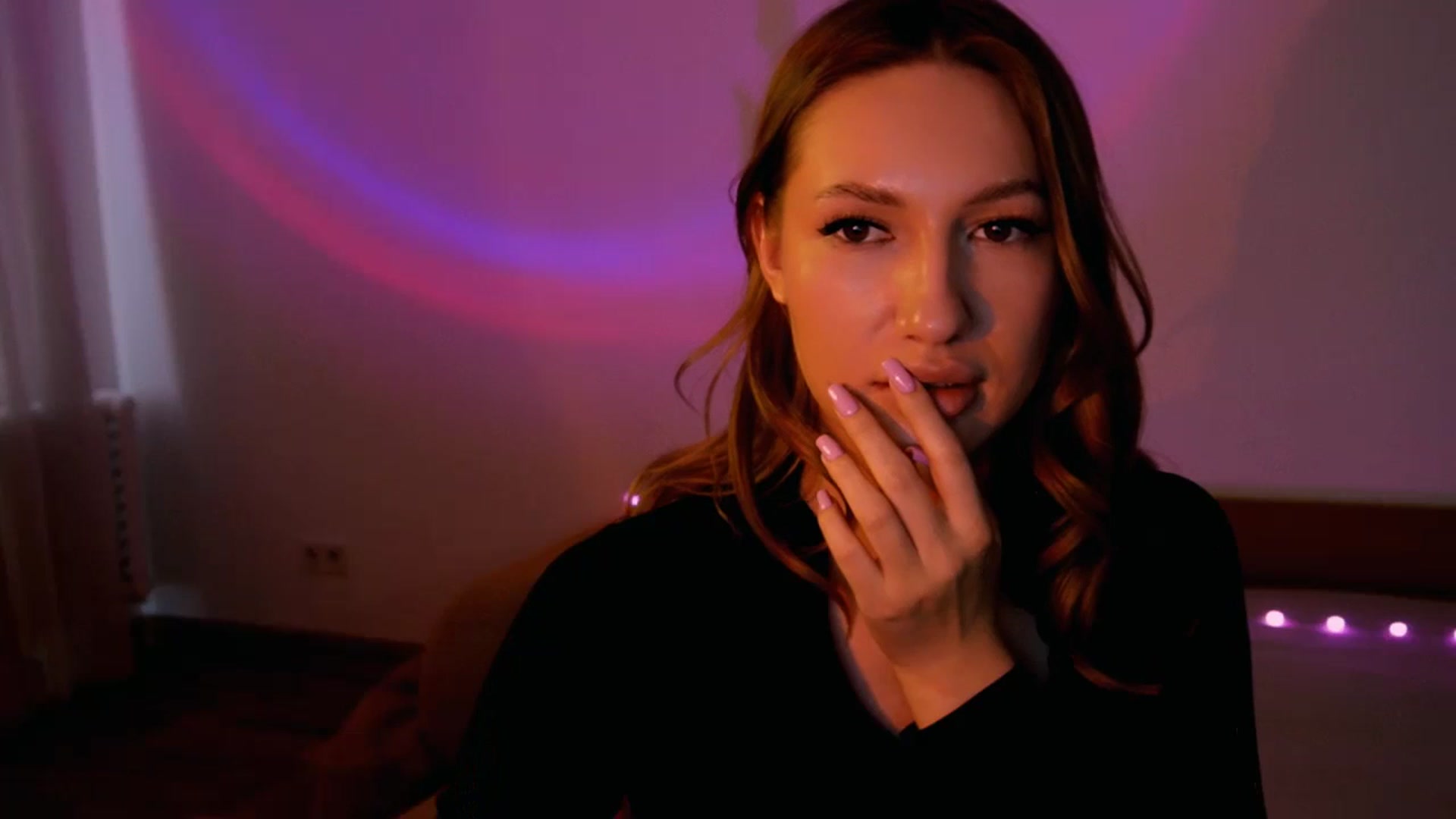 Gallery image thumbnail from LovelyGin's myfreecams stream on, 08/27/2025, 13:14 image 5 of 20