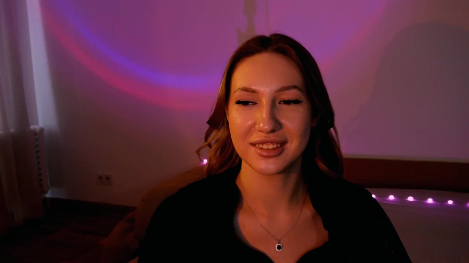 Gallery image thumbnail from LovelyGin's myfreecams stream on, 08/27/2025, 13:14 image 3 of 20