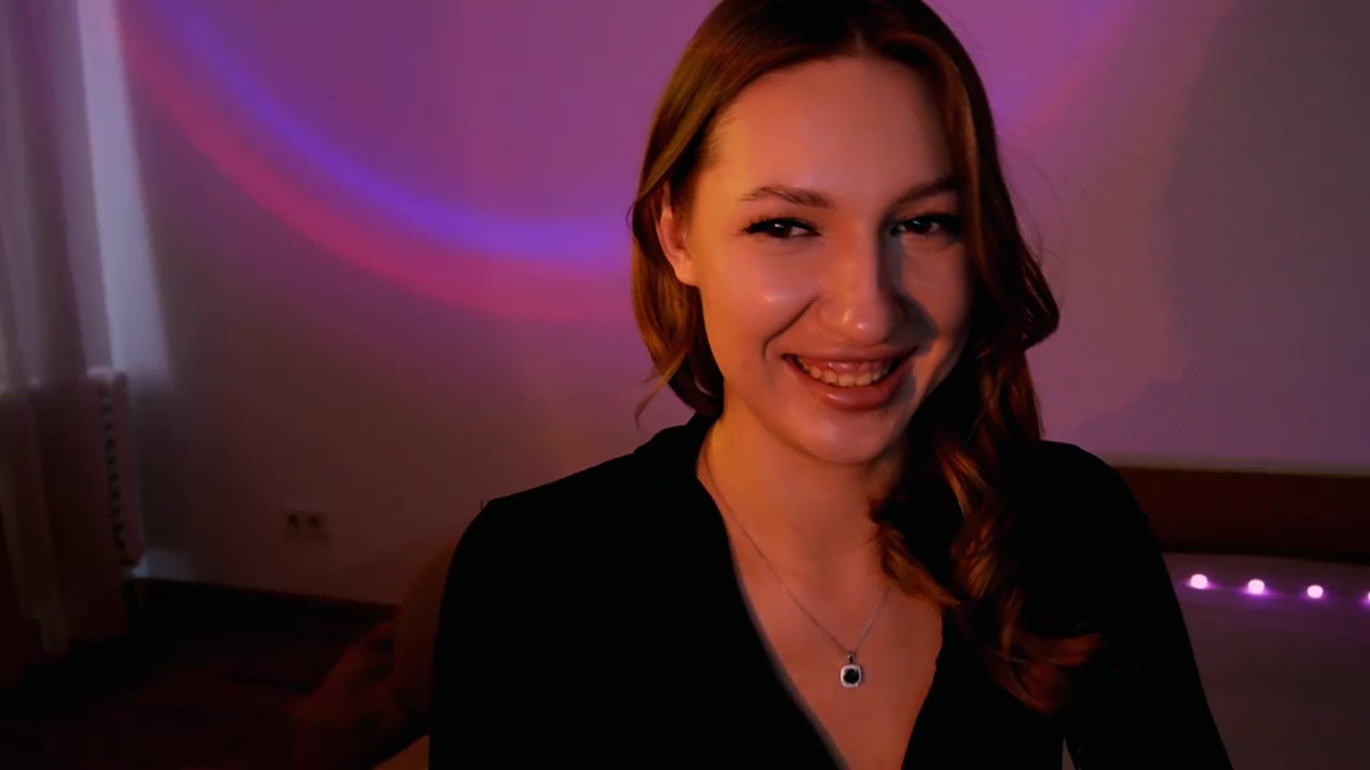 Gallery image thumbnail from LovelyGin's myfreecams stream on, 08/27/2025, 13:14 image 9 of 20