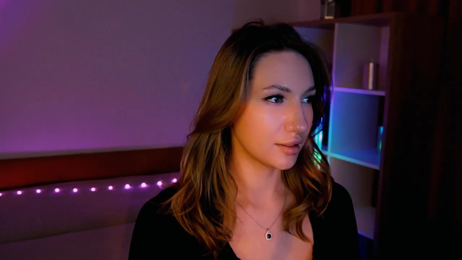 Gallery image thumbnail from LovelyGin's myfreecams stream on, 08/27/2025, 14:51 image 4 of 20