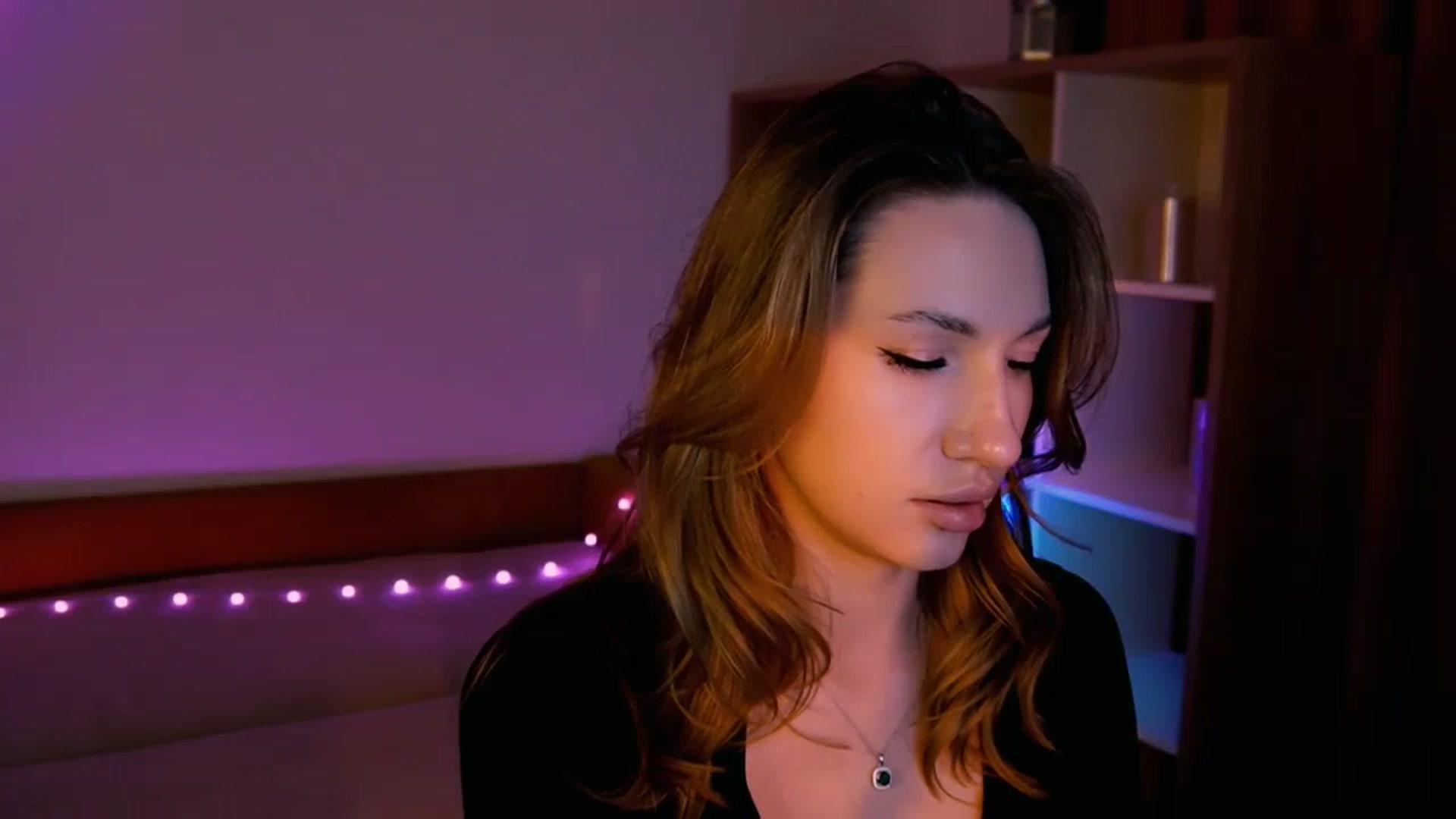 Gallery image thumbnail from LovelyGin's myfreecams stream on, 08/27/2025, 14:51 image 2 of 20