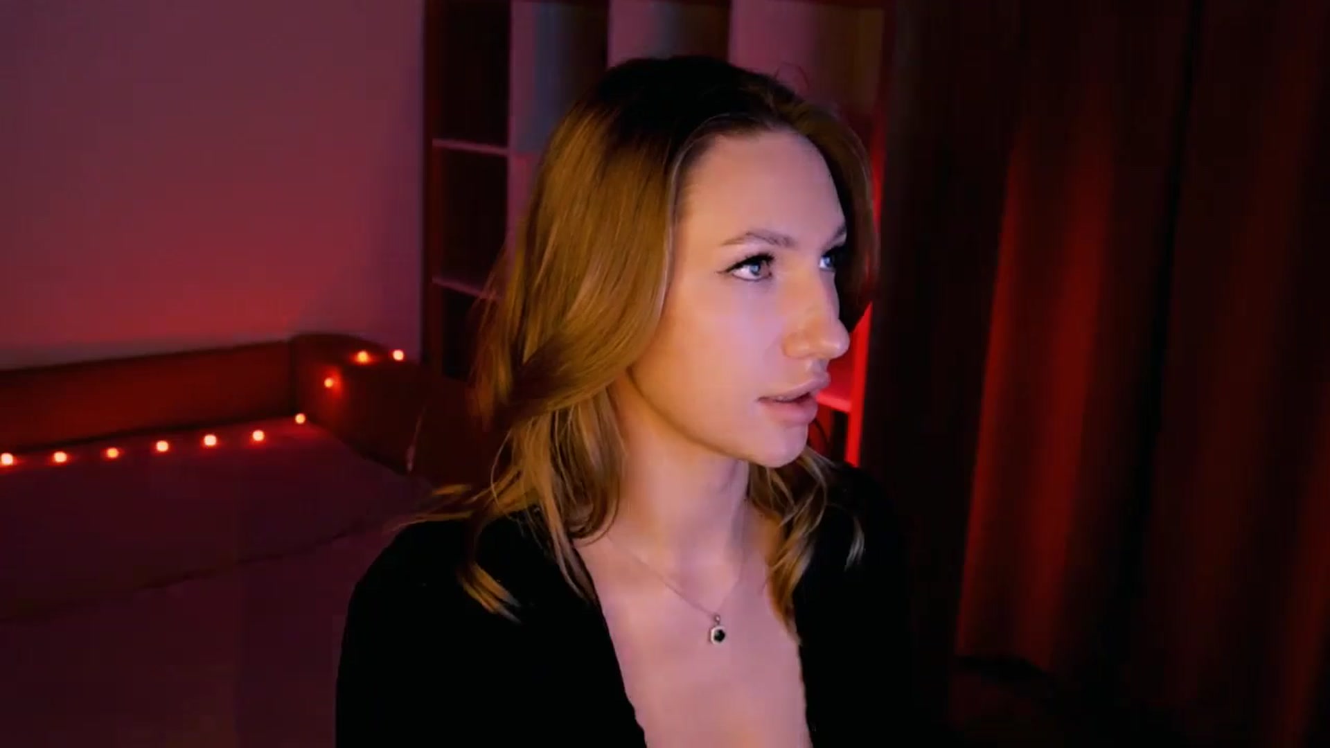 Gallery image thumbnail from LovelyGin's myfreecams stream on, 08/27/2025, 18:52 image 8 of 20