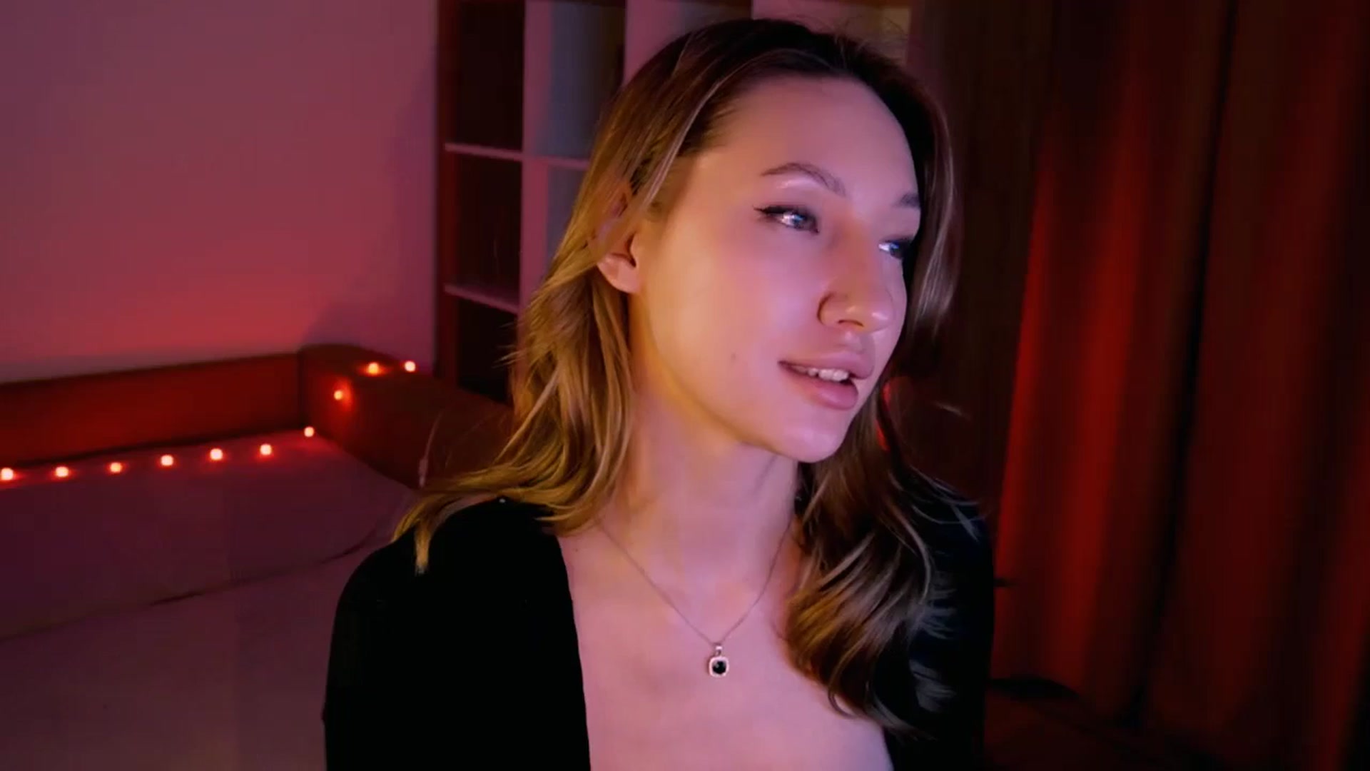 Gallery image thumbnail from LovelyGin's myfreecams stream on, 08/27/2025, 18:52 image 6 of 20
