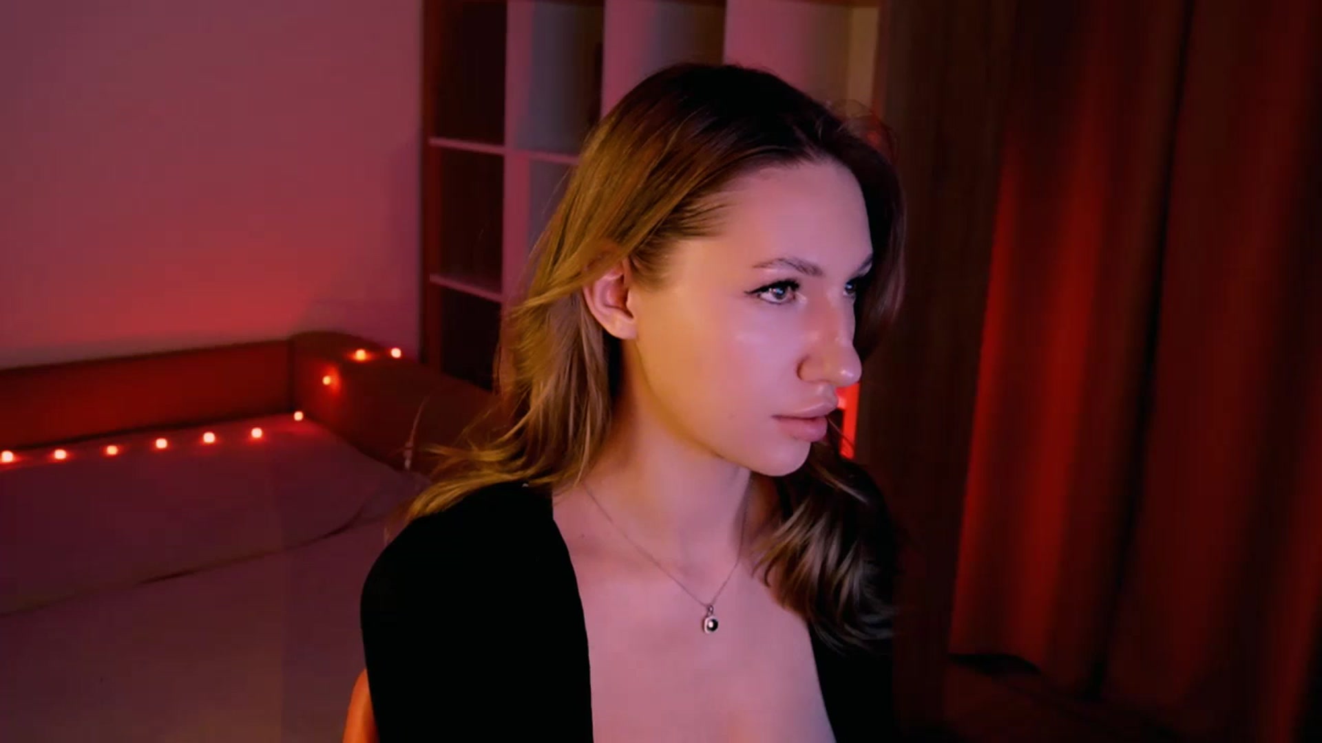 Gallery image thumbnail from LovelyGin's myfreecams stream on, 08/27/2025, 18:52 image 5 of 20