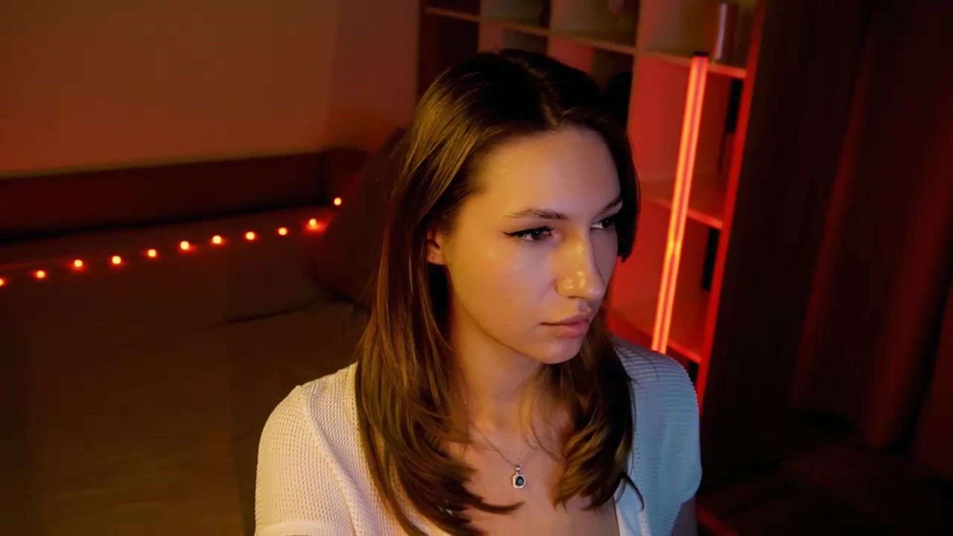 Gallery image thumbnail from LovelyGin's myfreecams stream on, 08/28/2025, 19:06 image 5 of 20