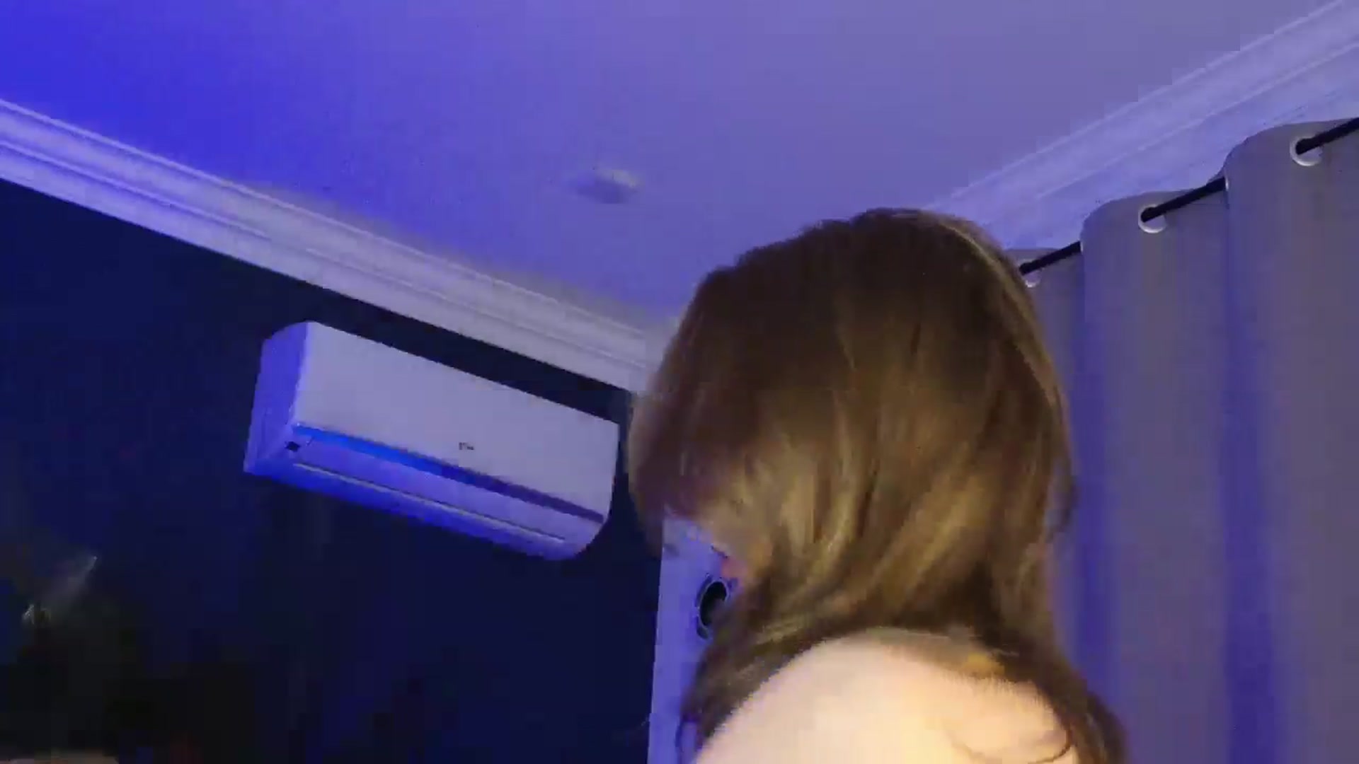 Gallery image thumbnail from LovelyGin's myfreecams stream on, 09/05/2025, 19:11 image 15 of 20