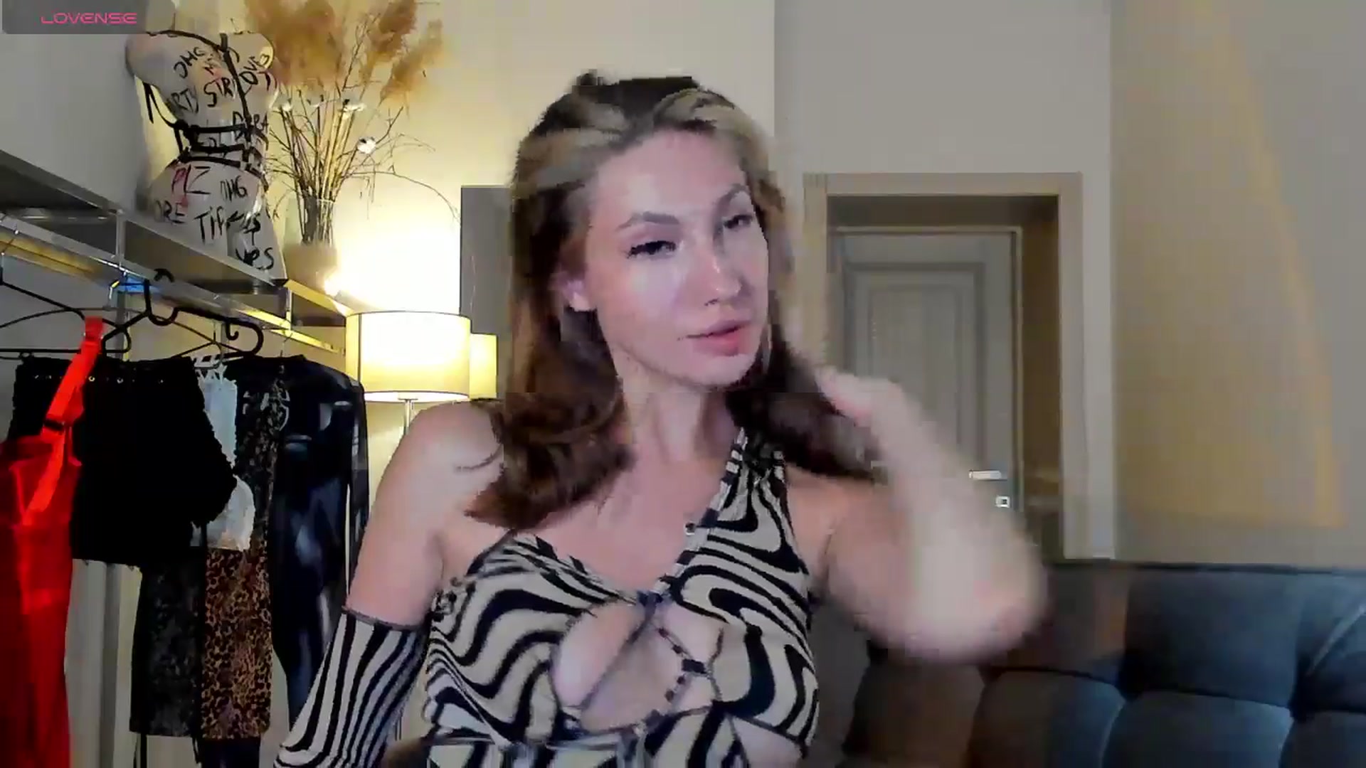 Gallery image thumbnail from LovelyGin's myfreecams stream on, 09/09/2025, 13:45 image 16 of 20