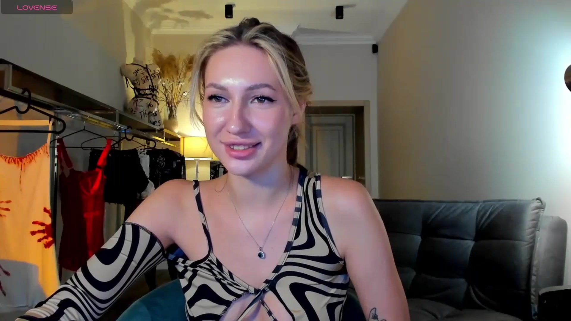 Gallery image thumbnail from LovelyGin's myfreecams stream on, 09/09/2025, 14:57 image 3 of 20