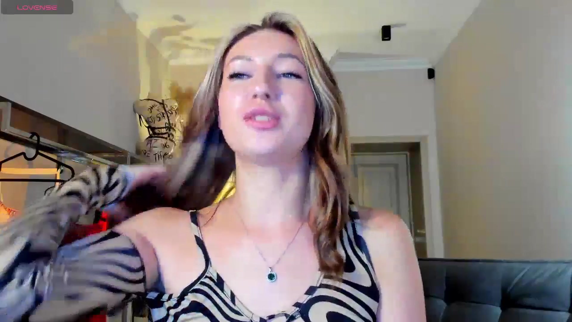 Gallery image thumbnail from LovelyGin's myfreecams stream on, 09/09/2025, 14:57 image 18 of 20