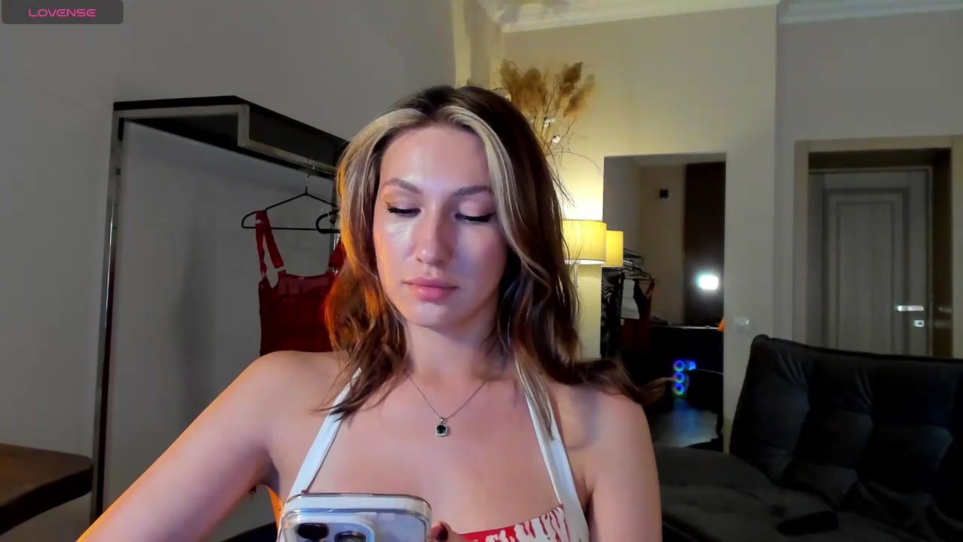 Gallery image thumbnail from LovelyGin's myfreecams stream on, 09/09/2025, 16:03 image 17 of 20