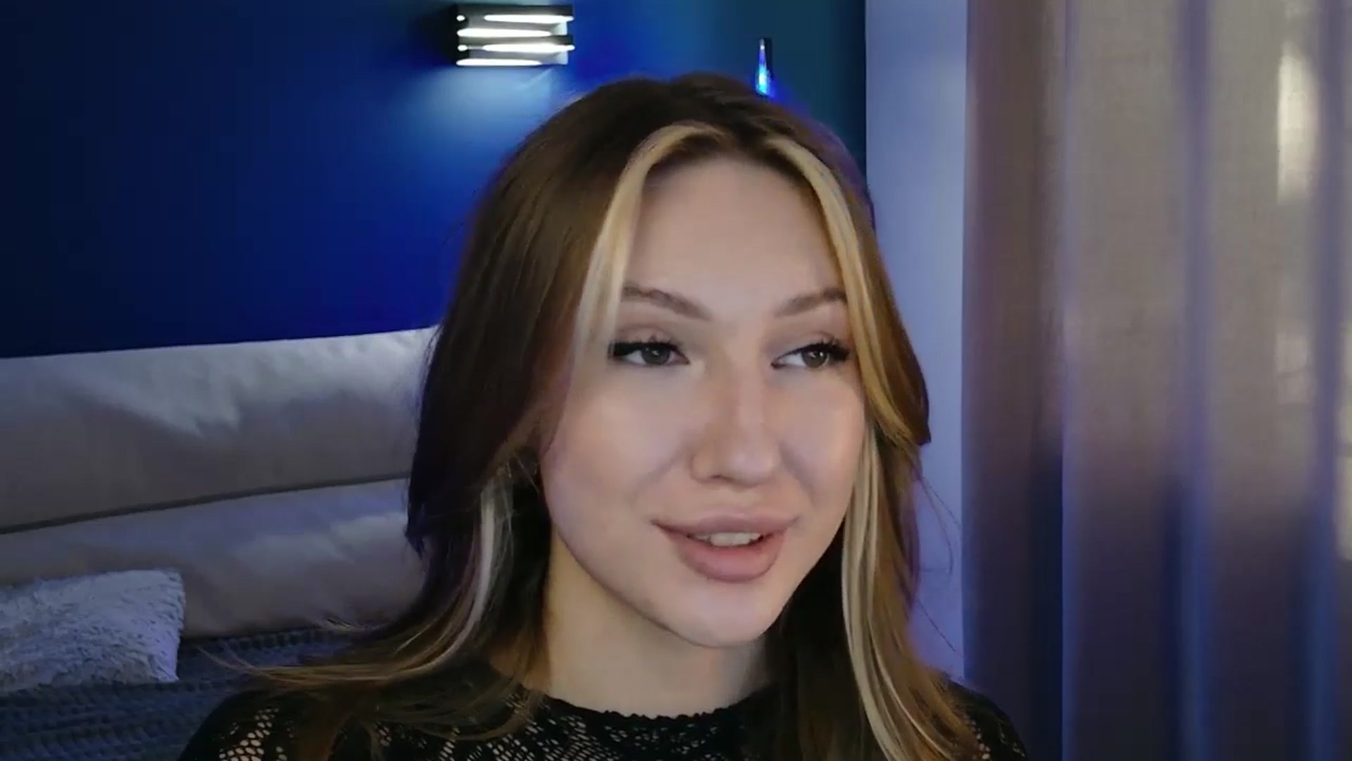 Gallery image thumbnail from LovelyGin's myfreecams stream on, 09/12/2025, 13:53 image 4 of 20