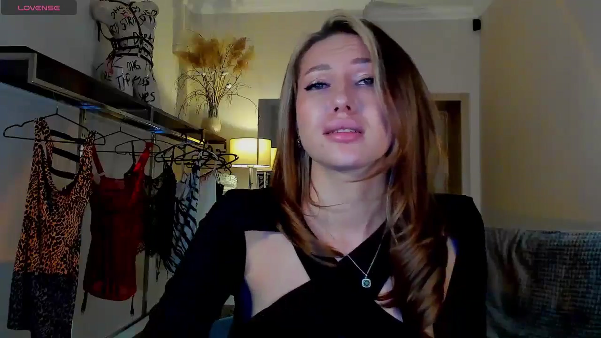 Gallery image thumbnail from LovelyGin's myfreecams stream on, 09/16/2025, 15:48 image 6 of 20