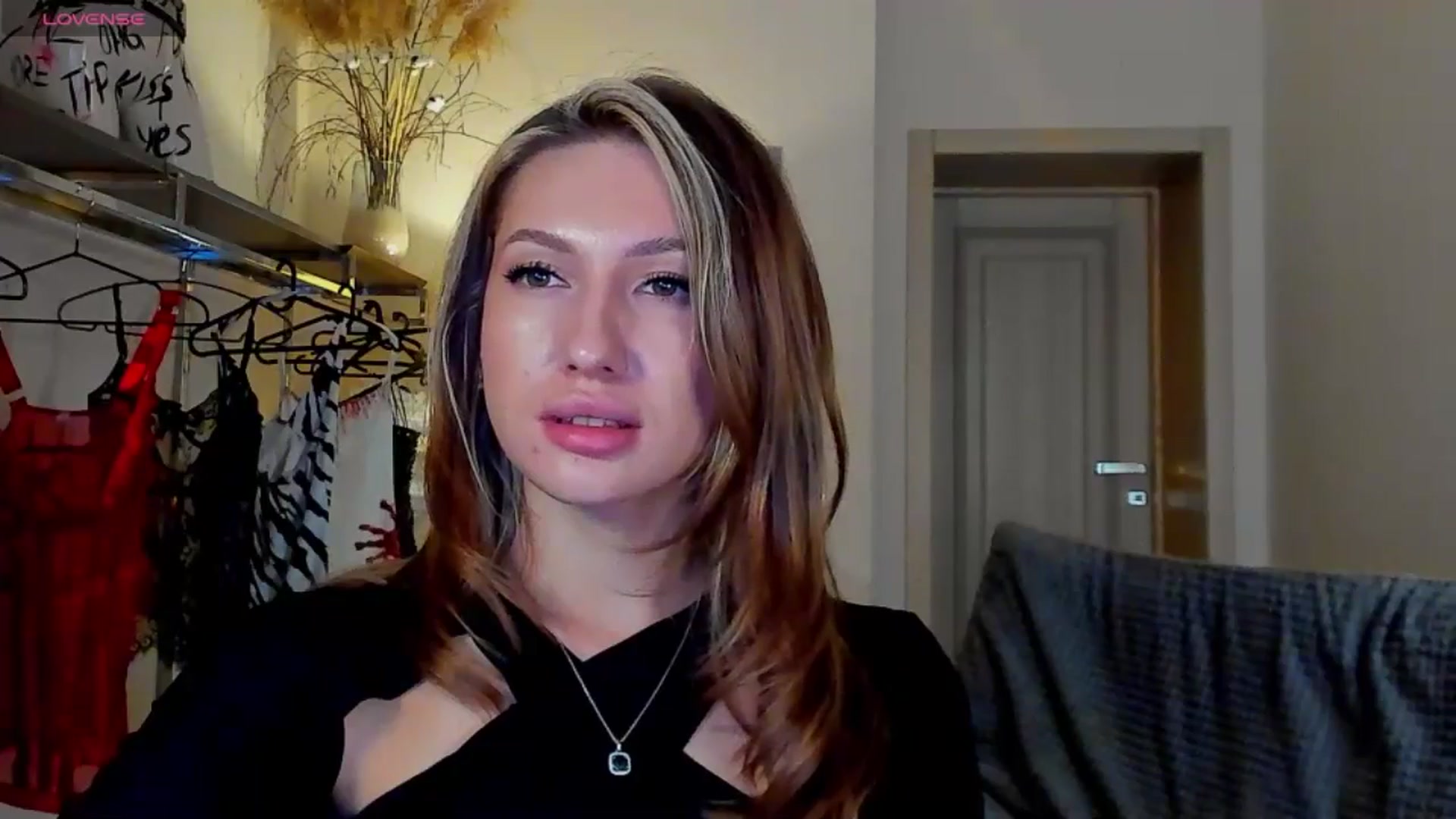 Gallery image thumbnail from LovelyGin's myfreecams stream on, 09/16/2025, 15:48 image 3 of 20