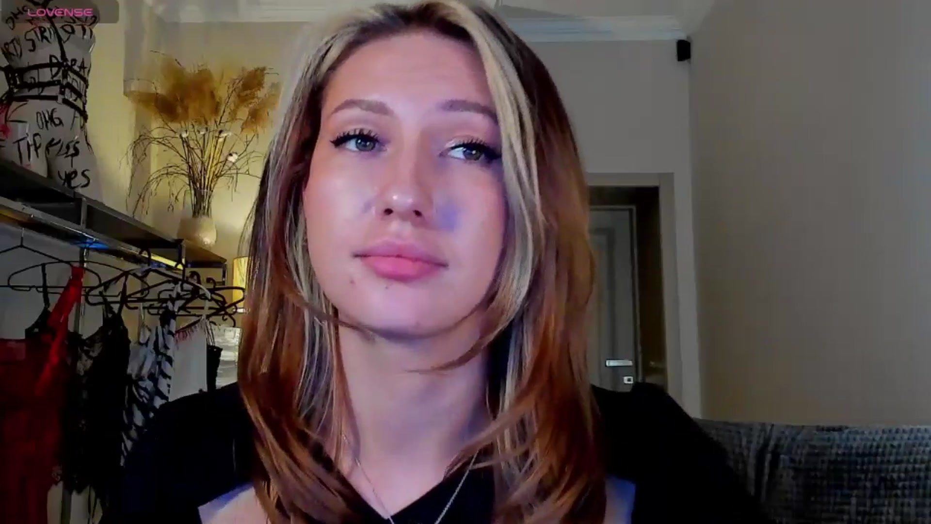 Gallery image thumbnail from LovelyGin's myfreecams stream on, 09/16/2025, 16:06 image 6 of 20
