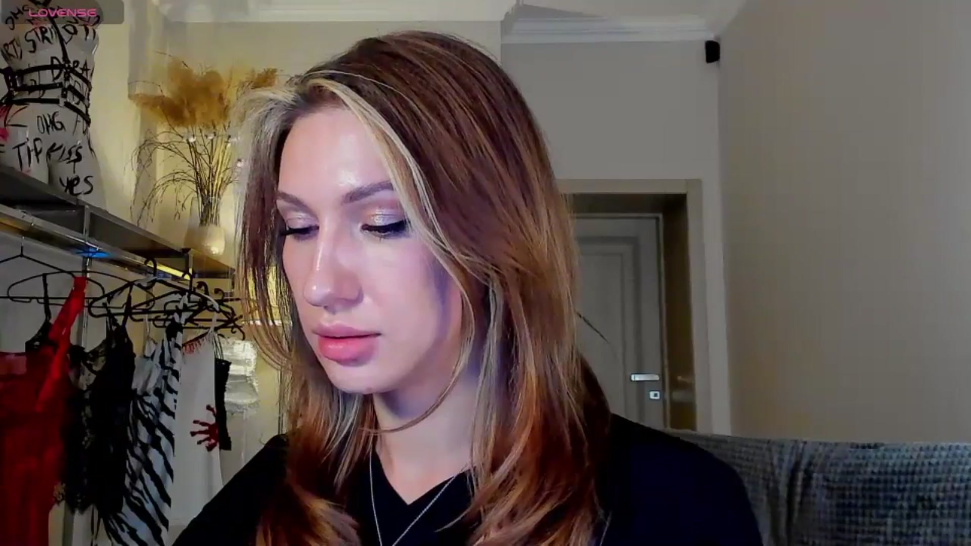 Gallery image thumbnail from LovelyGin's myfreecams stream on, 09/16/2025, 16:06 image 3 of 20