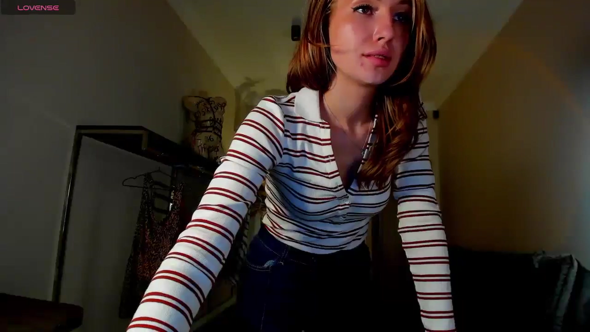 Gallery image thumbnail from LovelyGin's myfreecams stream on, 09/16/2025, 19:19 image 13 of 20