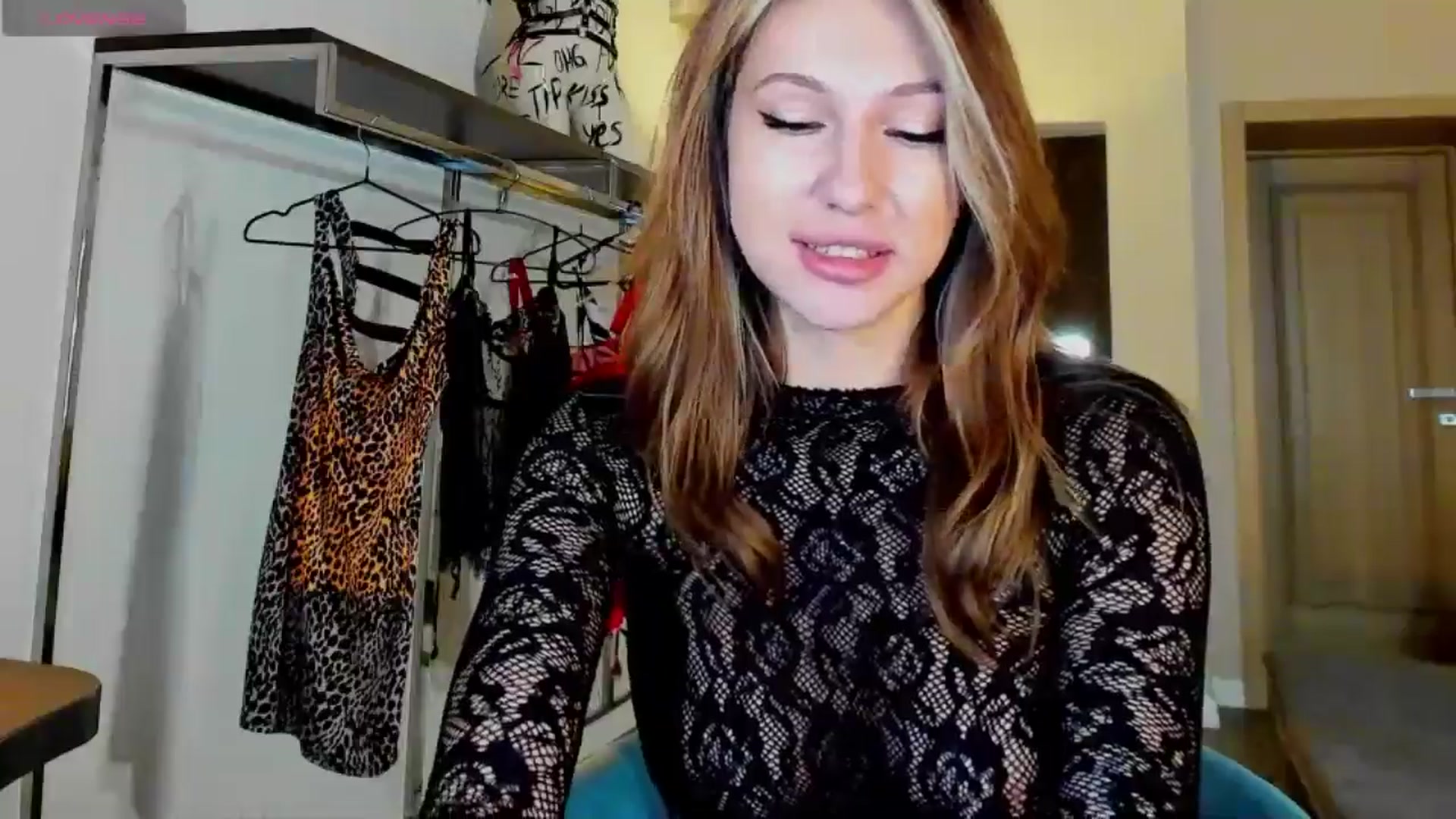 Gallery image thumbnail from LovelyGin's myfreecams stream on, 09/18/2025, 16:14 image 11 of 20
