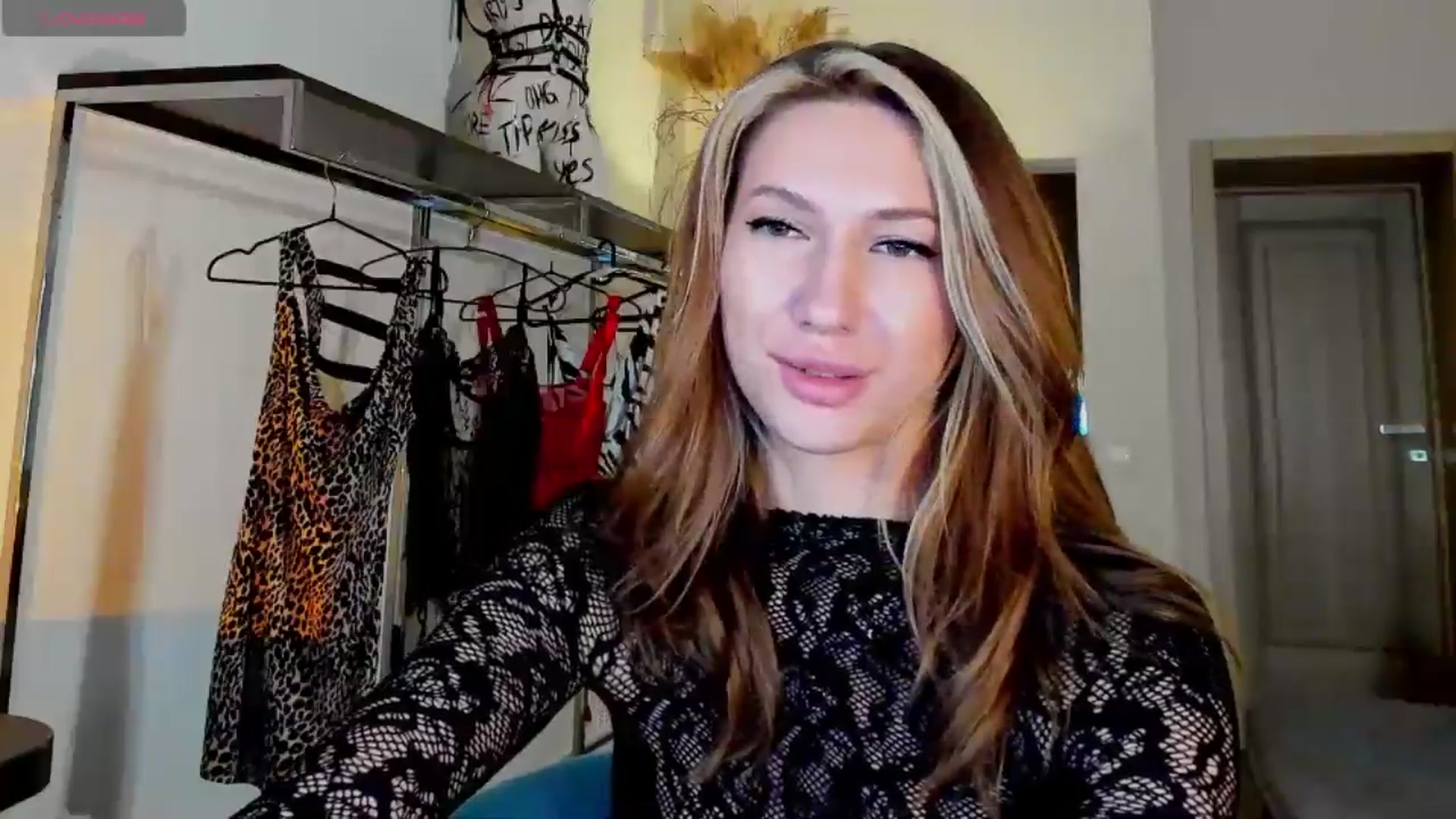 Gallery image thumbnail from LovelyGin's myfreecams stream on, 09/18/2025, 16:14 image 14 of 20
