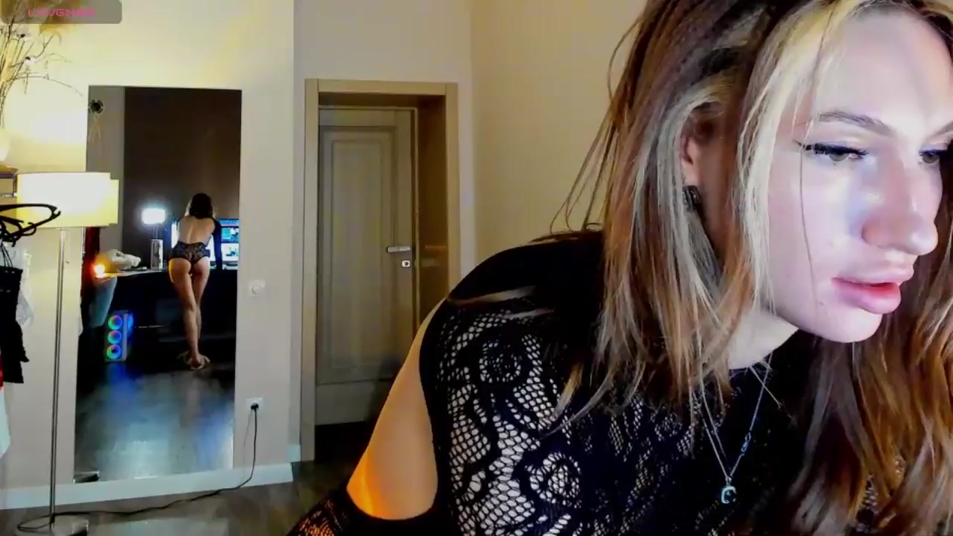 Gallery image thumbnail from LovelyGin's myfreecams stream on, 09/18/2025, 16:50 image 14 of 20