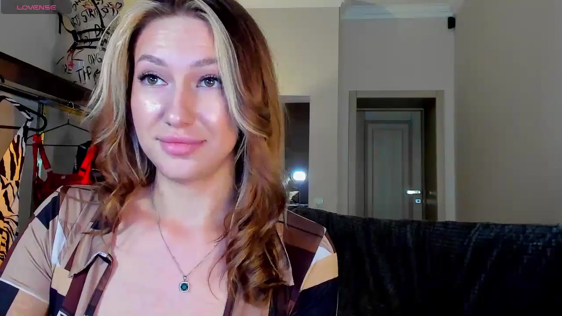 Gallery image thumbnail from LovelyGin's myfreecams stream on, 09/22/2025, 15:39 image 5 of 20