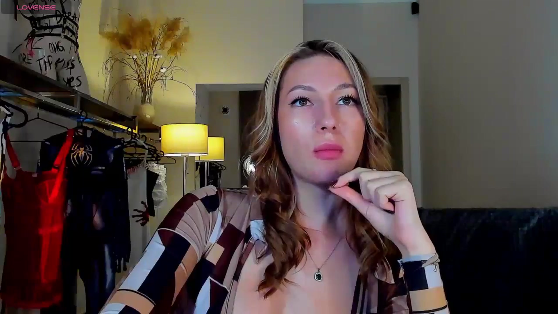 Gallery image thumbnail from LovelyGin's myfreecams stream on, 09/22/2025, 16:55 image 14 of 20