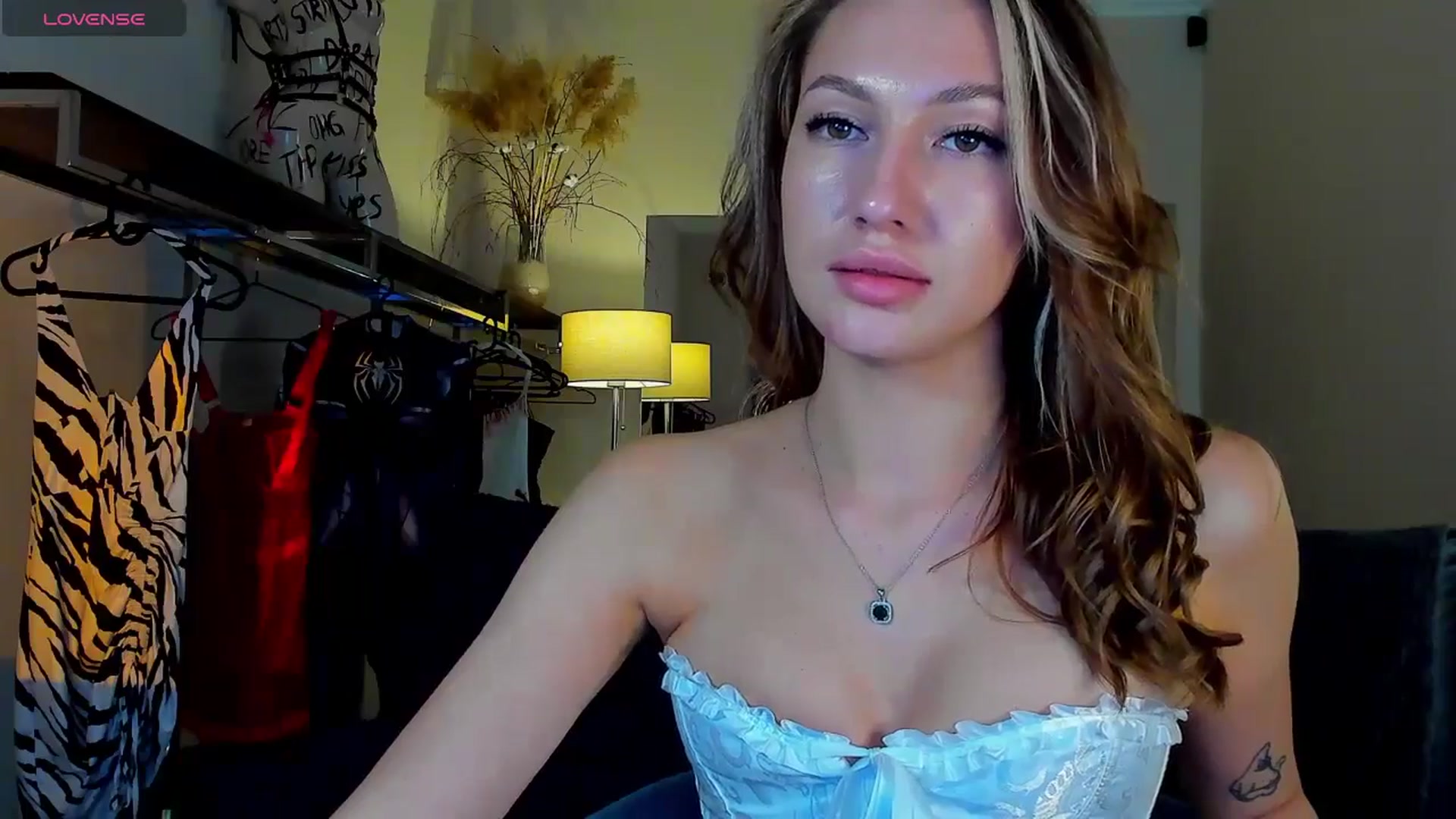 Gallery image thumbnail from LovelyGin's myfreecams stream on, 09/22/2025, 18:36 image 16 of 20