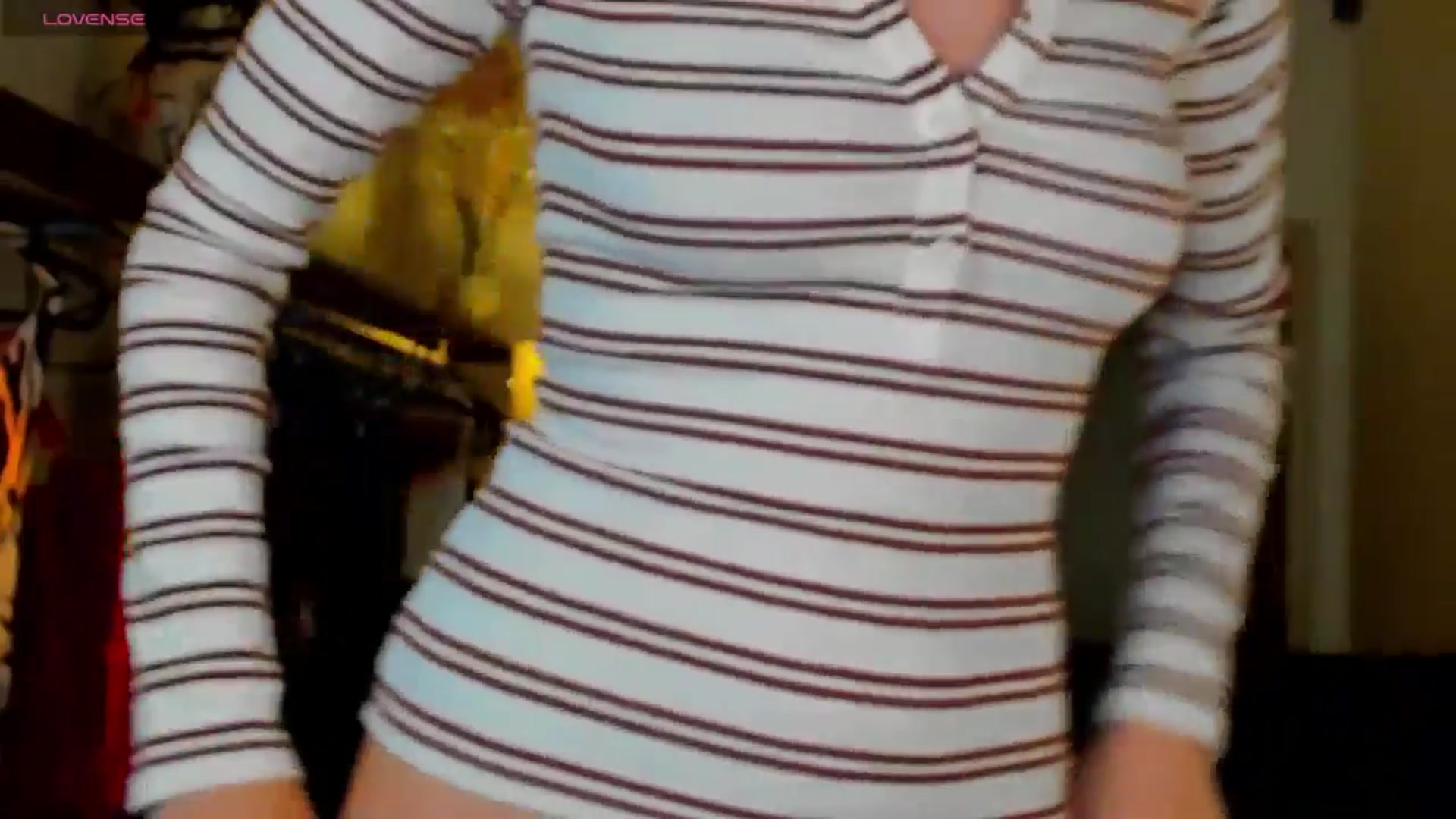 Gallery image thumbnail from LovelyGin's myfreecams stream on, 09/22/2025, 19:20 image 15 of 20