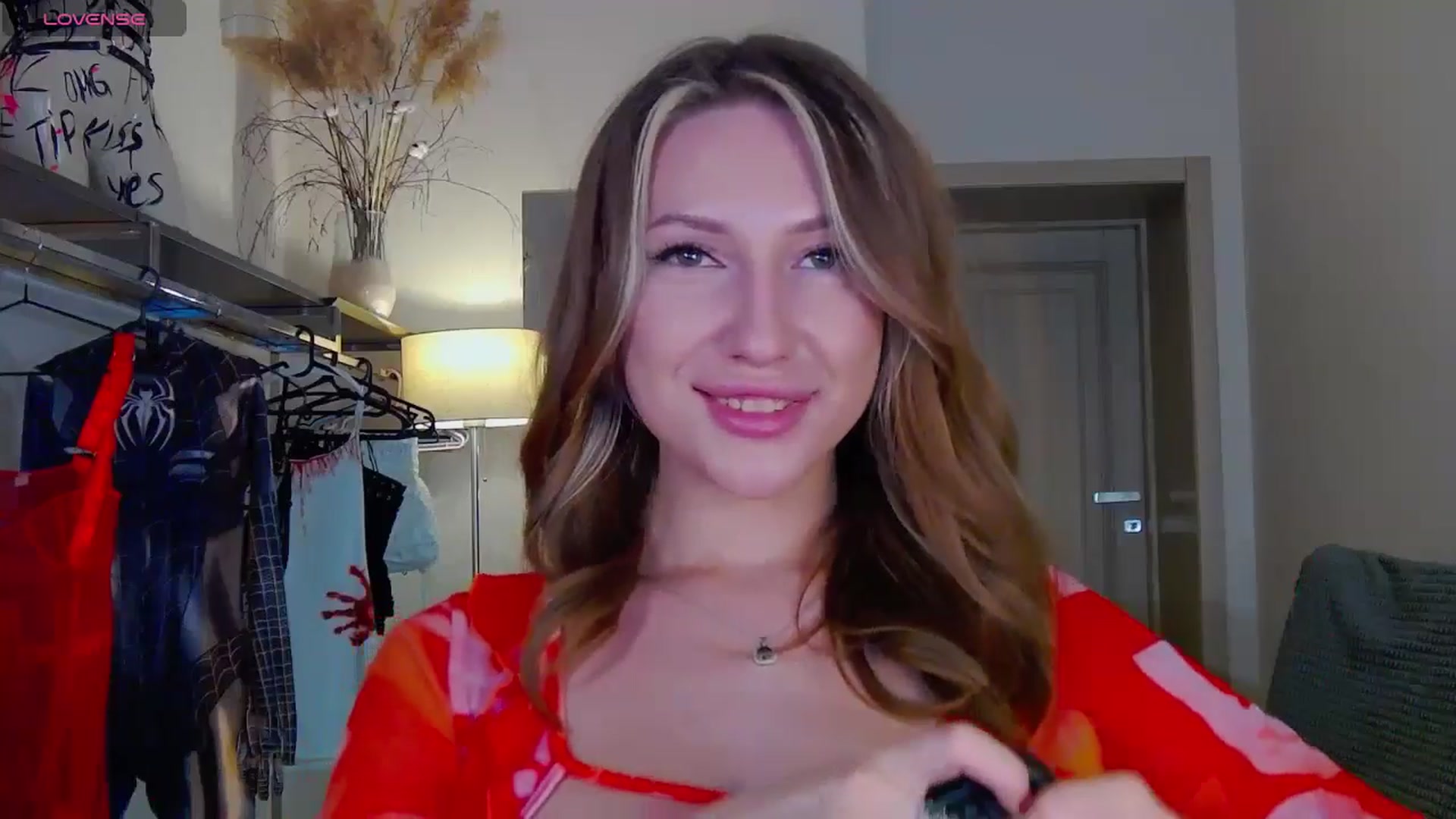 Gallery image thumbnail from LovelyGin's myfreecams stream on, 09/24/2025, 18:00 image 3 of 20