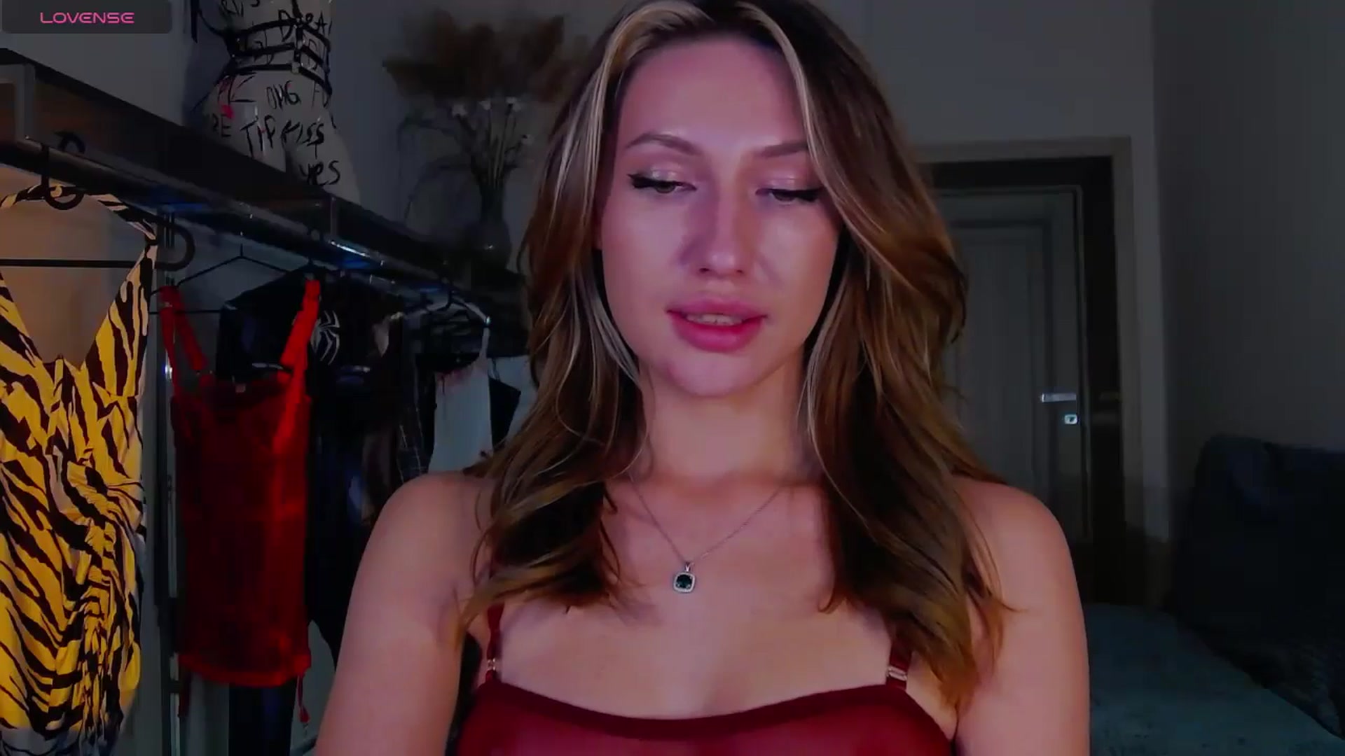 Gallery image thumbnail from LovelyGin's myfreecams stream on, 09/24/2025, 19:04 image 7 of 20