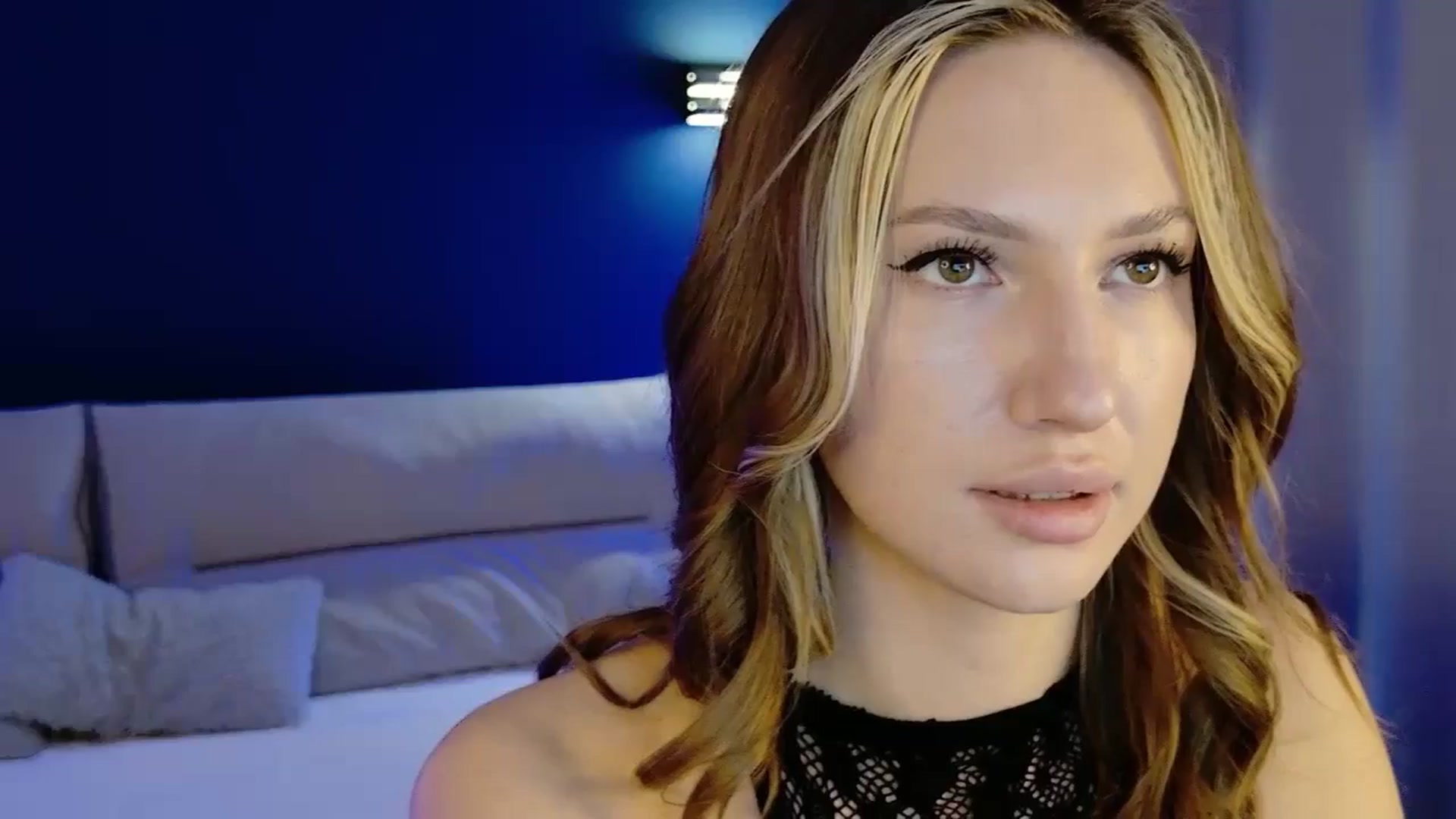 Gallery image thumbnail from LovelyGin's myfreecams stream on, 10/01/2025, 15:03 image 1 of 20