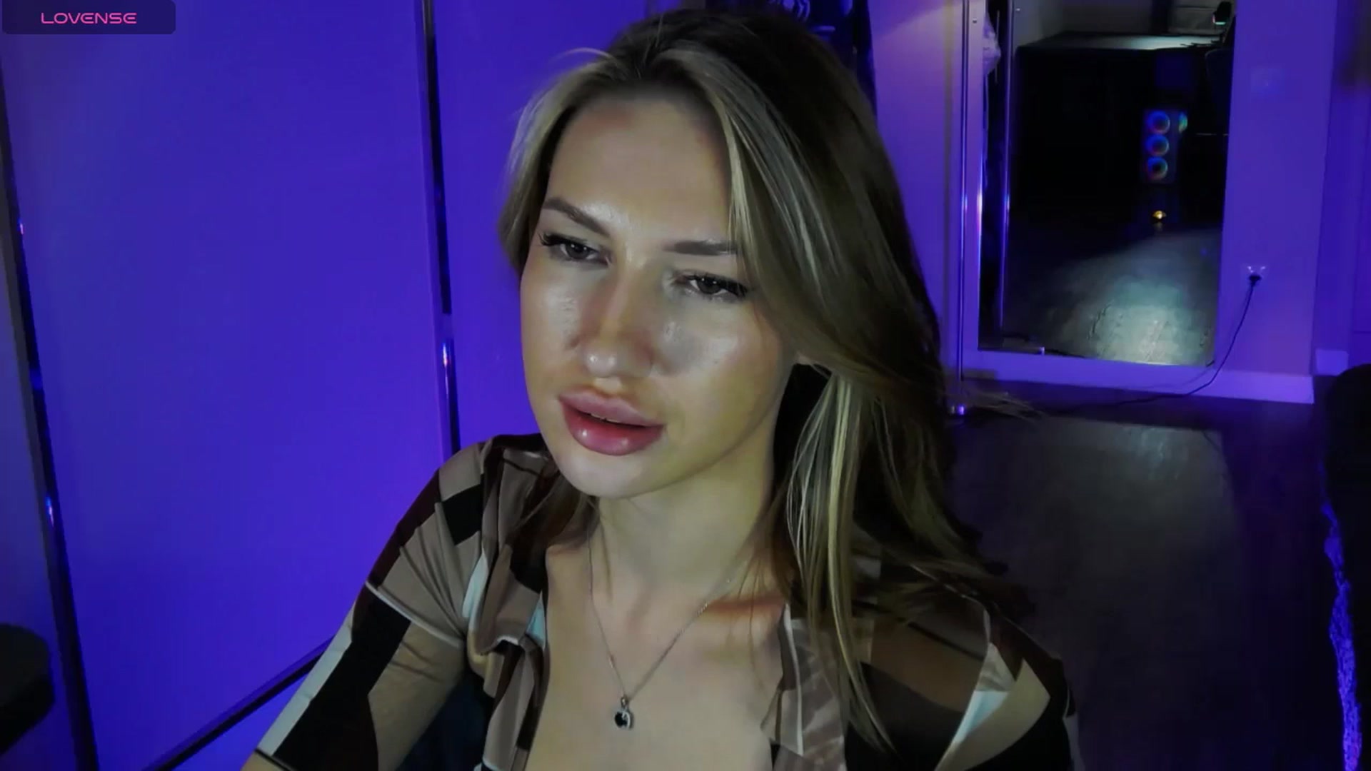 Gallery image thumbnail from LovelyGin's myfreecams stream on, 10/02/2025, 19:13 image 1 of 20