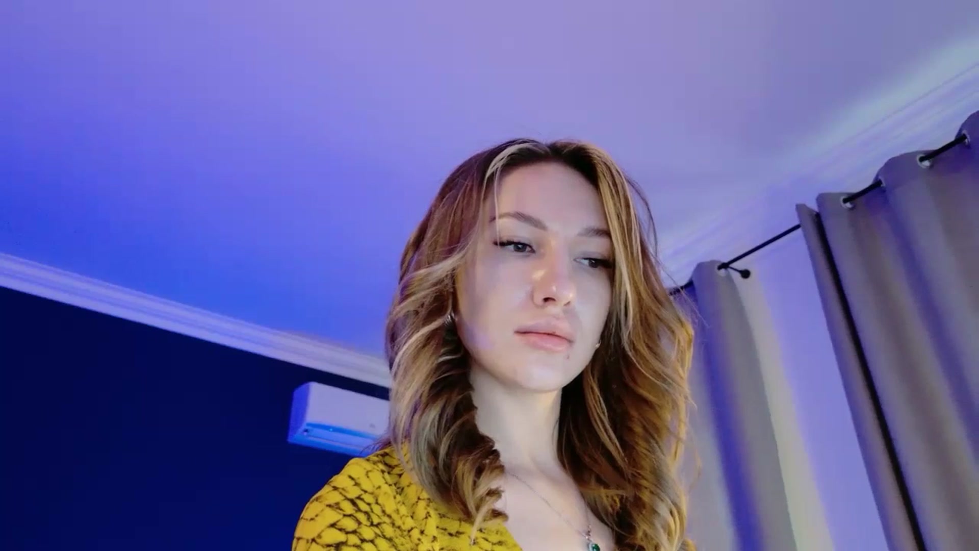 Gallery image thumbnail from LovelyGin's myfreecams stream on, 10/07/2025, 13:24 image 2 of 20