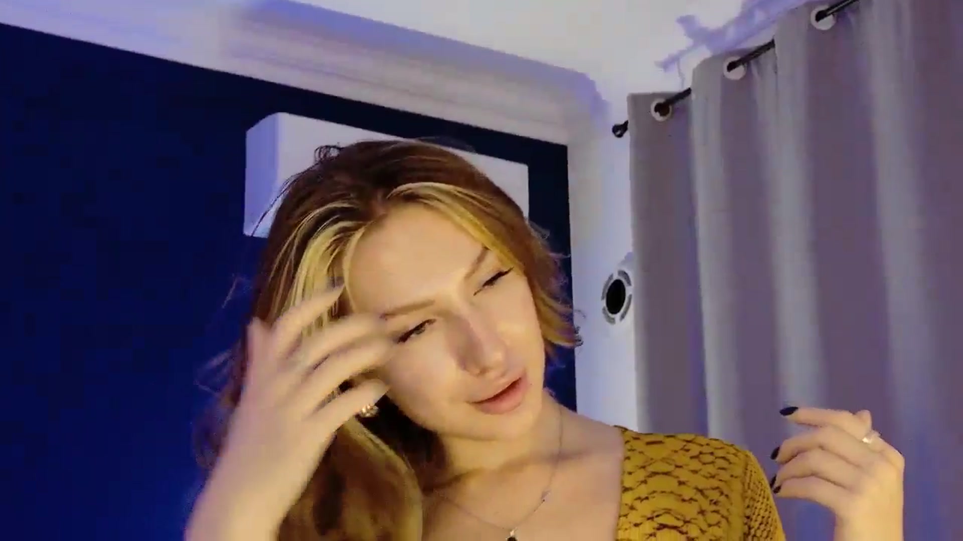 Gallery image thumbnail from LovelyGin's myfreecams stream on, 10/07/2025, 16:18 image 8 of 20