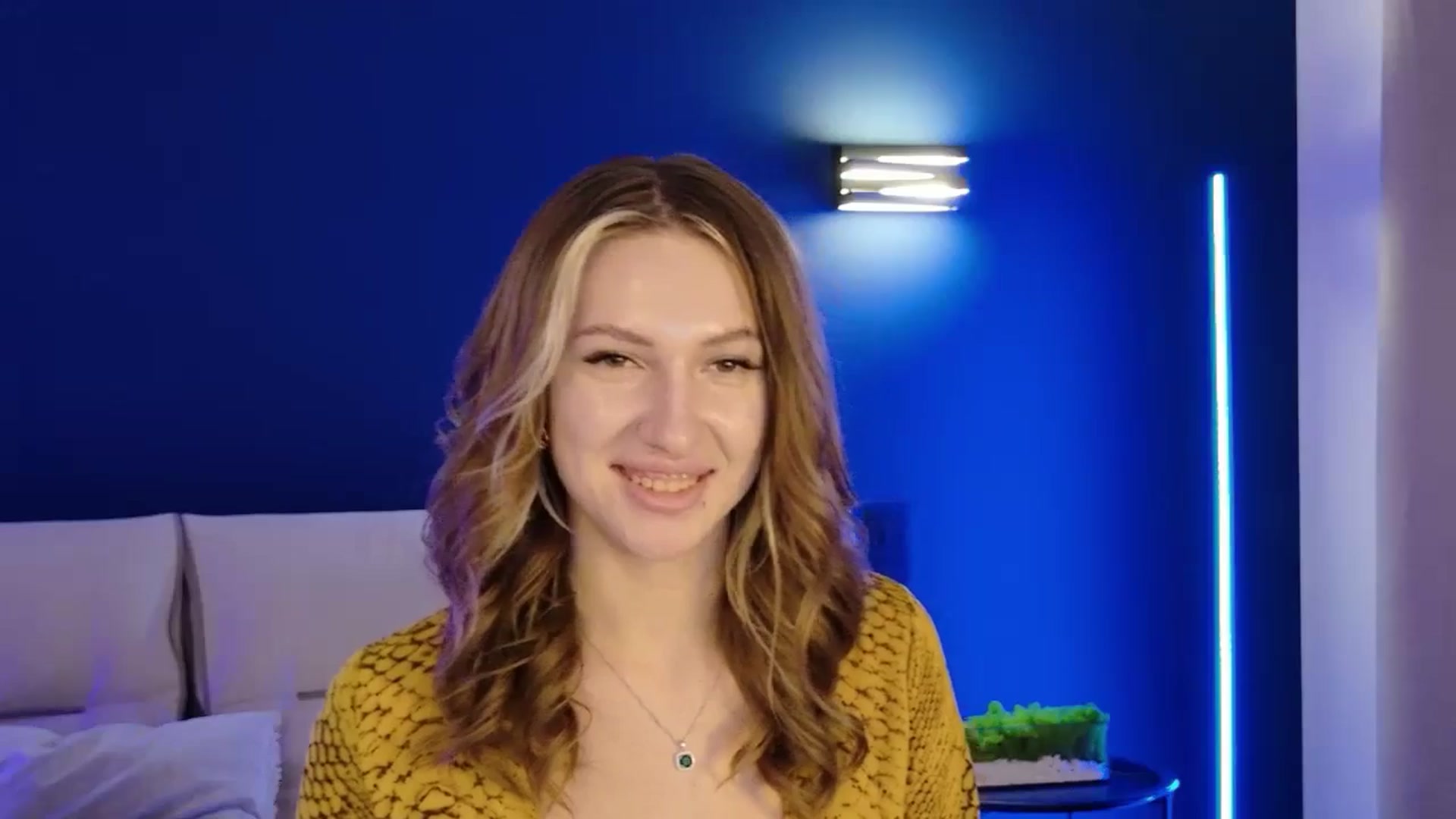 Gallery image thumbnail from LovelyGin's myfreecams stream on, 10/07/2025, 16:18 image 20 of 20