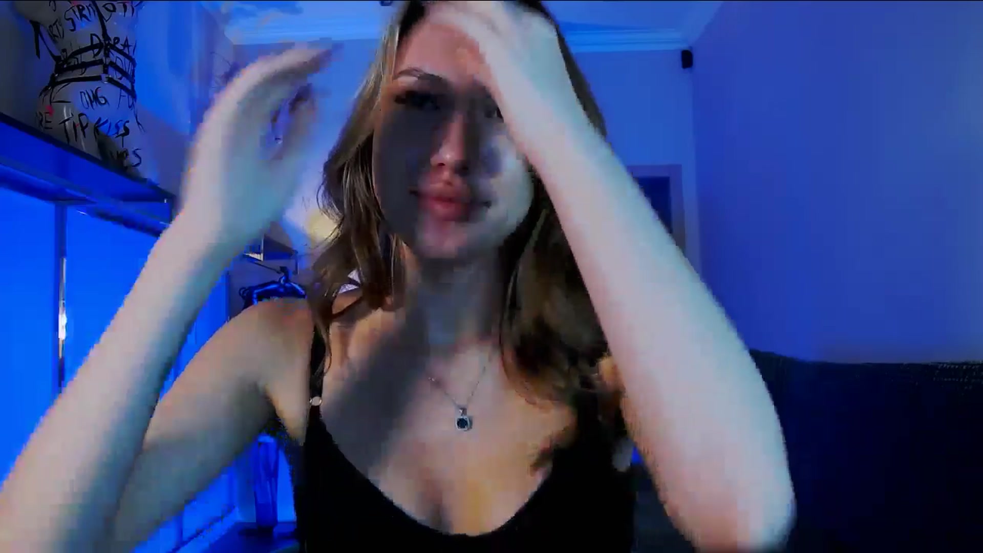 Gallery image thumbnail from LovelyGin's myfreecams stream on, 10/15/2025, 16:26 image 8 of 20