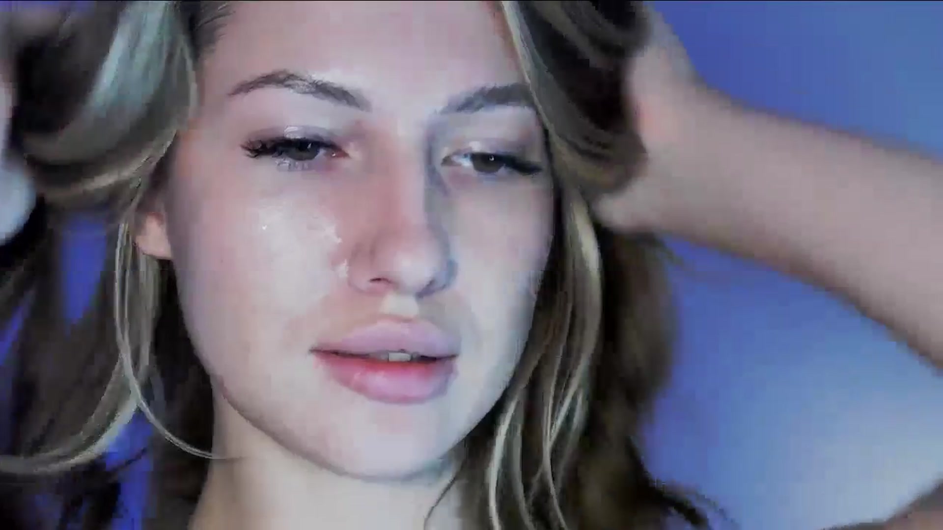 Gallery image thumbnail from LovelyGin's myfreecams stream on, 10/21/2025, 14:50 image 18 of 20