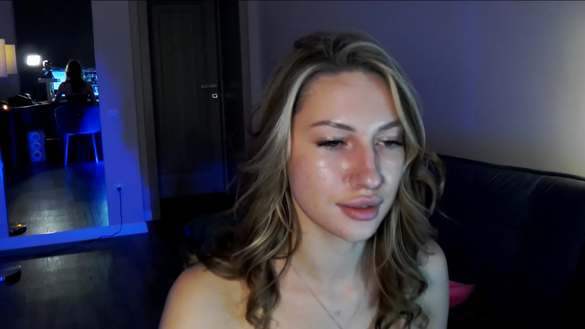 Gallery image thumbnail from LovelyGin's myfreecams stream on, 10/21/2025, 16:57 image 2 of 20