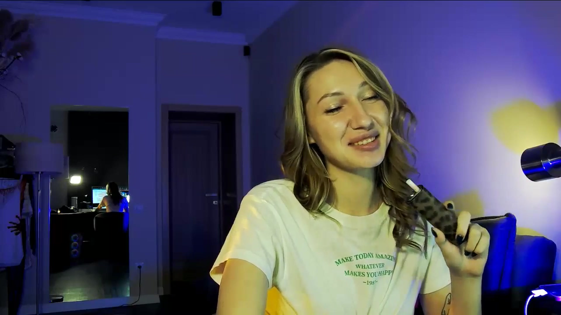 Gallery image thumbnail from LovelyGin's myfreecams stream on, 10/21/2025, 17:30 image 2 of 20