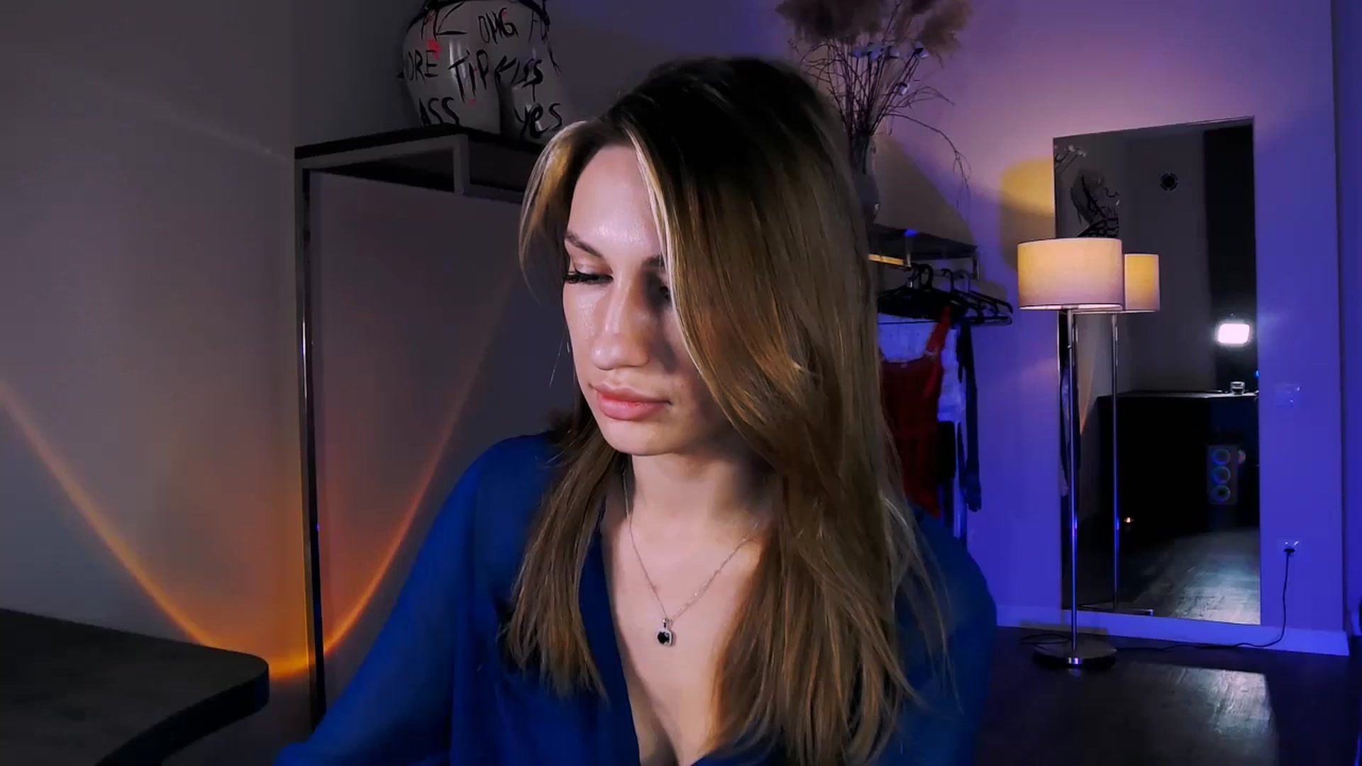 Gallery image thumbnail from LovelyGin's myfreecams stream on, 10/23/2025, 14:43 image 13 of 20