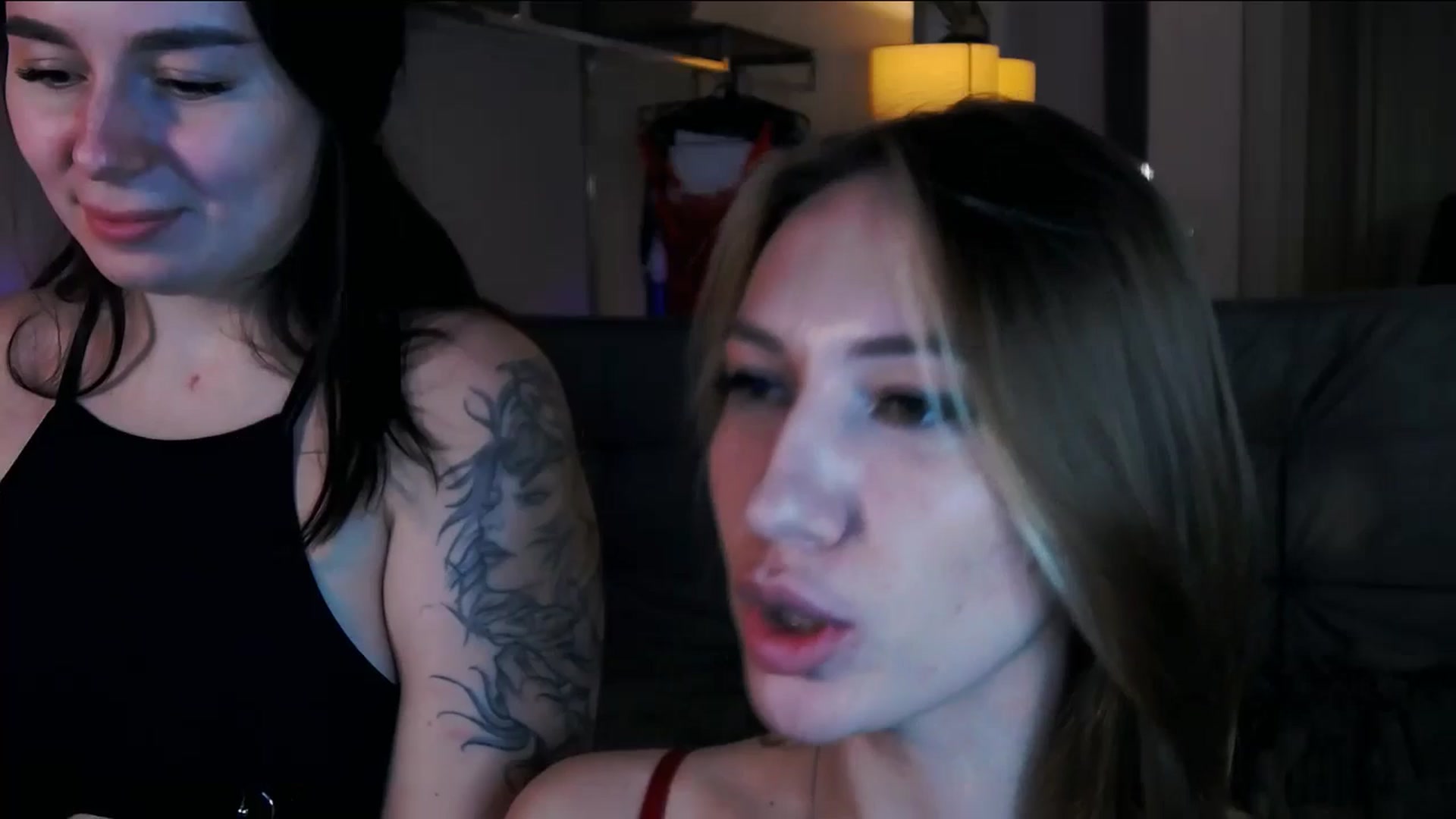 Gallery image thumbnail from LovelyGin's myfreecams stream on, 10/29/2025, 16:28 image 9 of 20