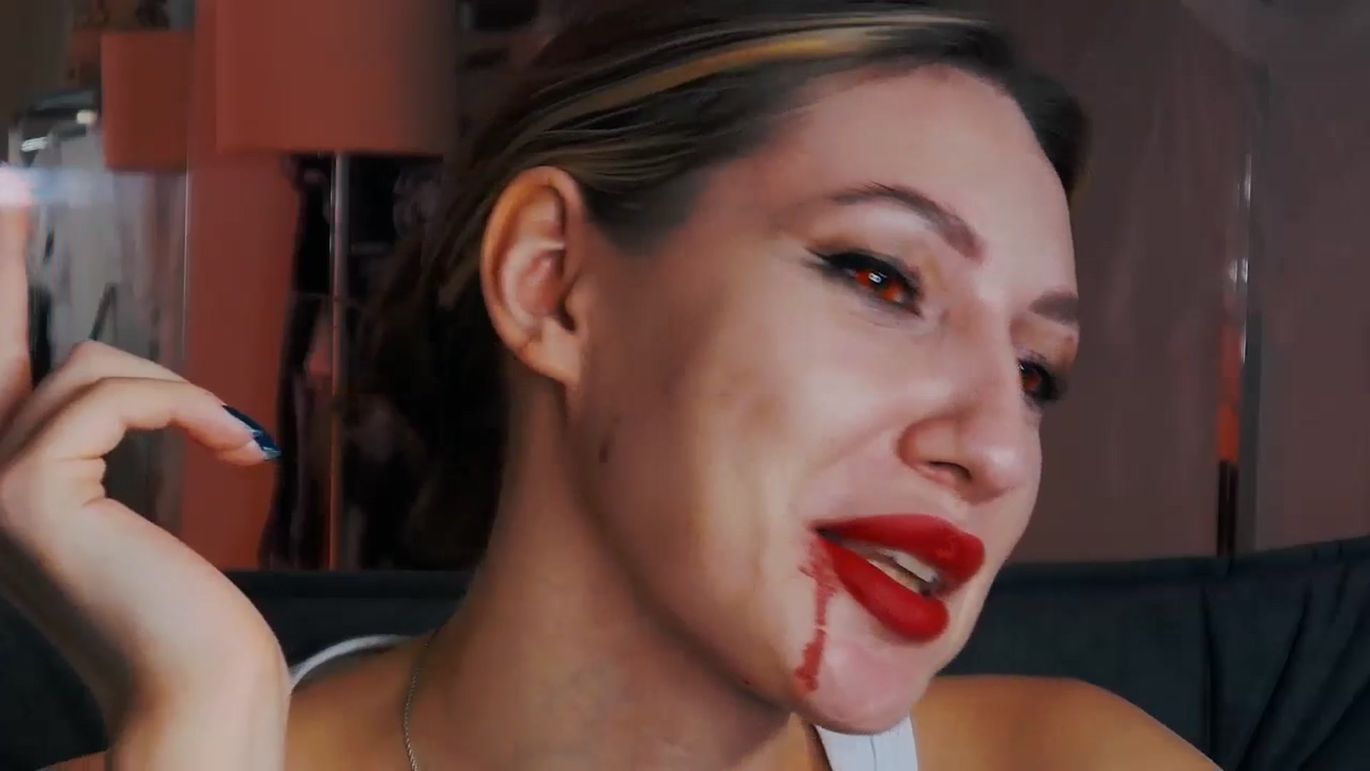 Gallery image thumbnail from LovelyGin's myfreecams stream on, 10/31/2025, 20:06 image 20 of 20