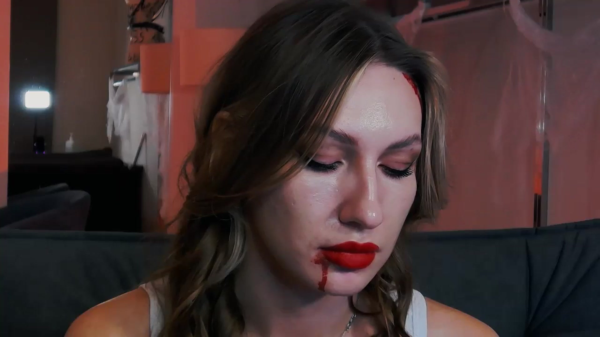 Gallery image thumbnail from LovelyGin's myfreecams stream on, 10/31/2025, 20:06 image 18 of 20